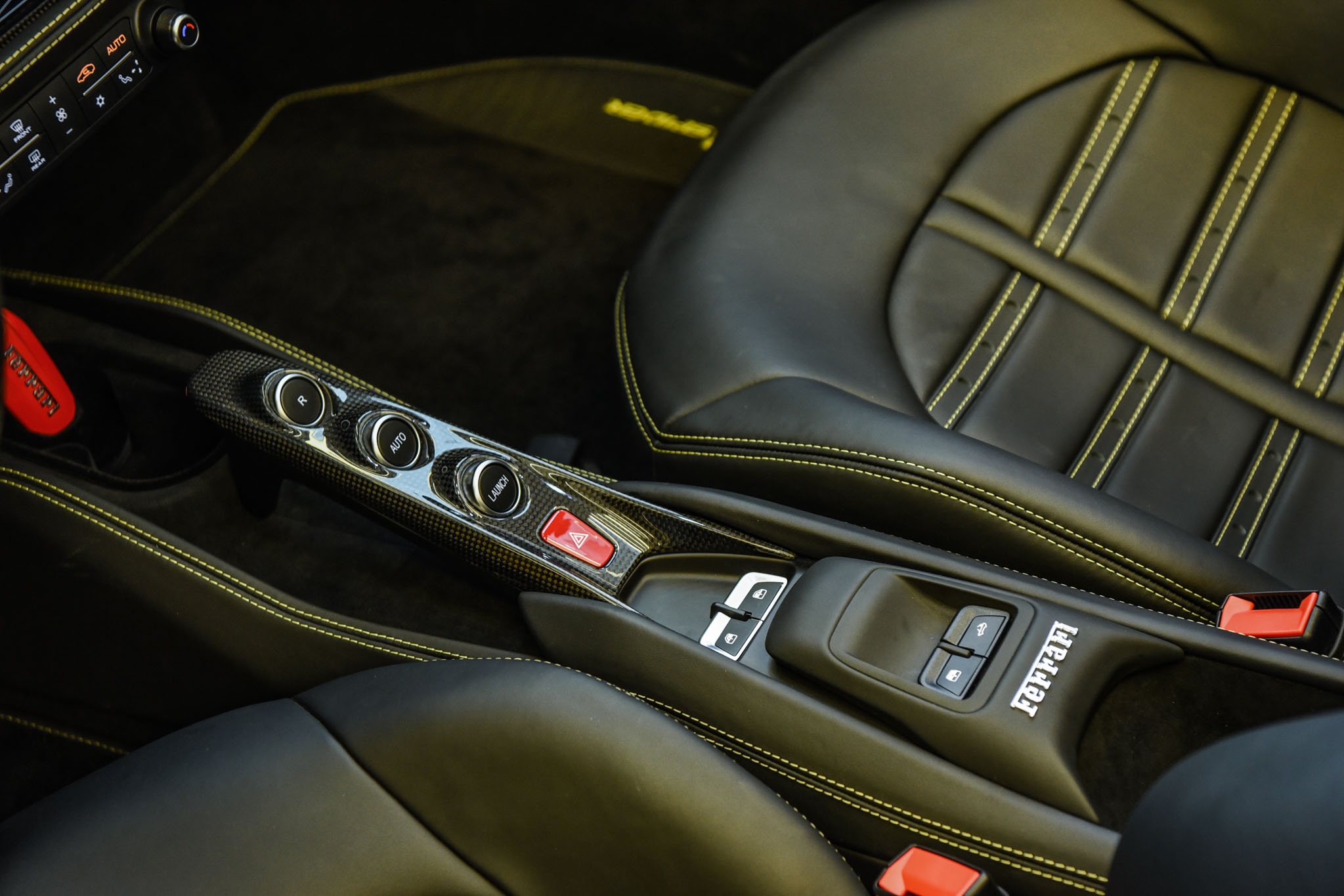 Ferrari F8 Spider ảnh 15 Ferrari F8 Spider anh 15