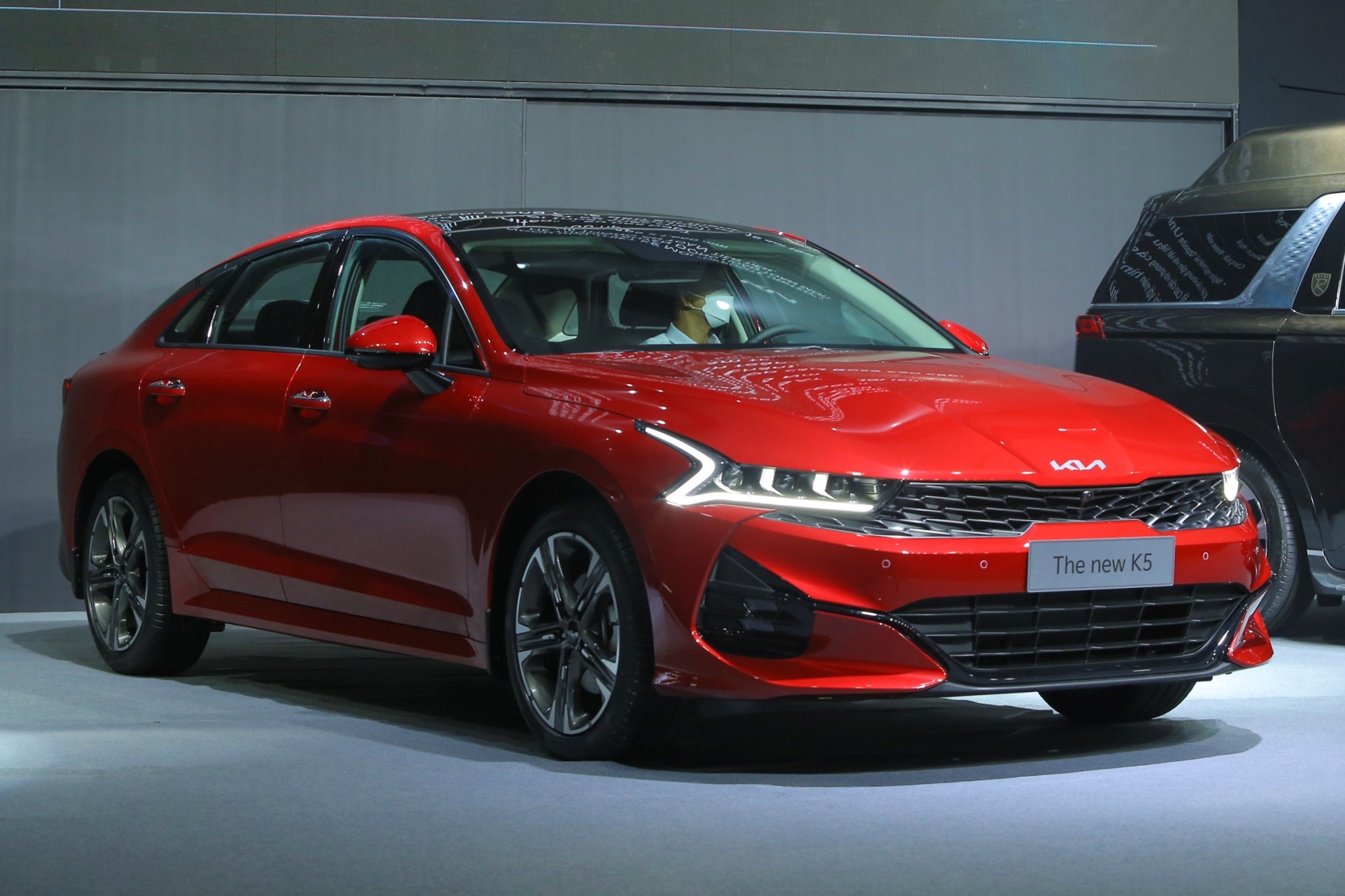 sedan co D anh 4
