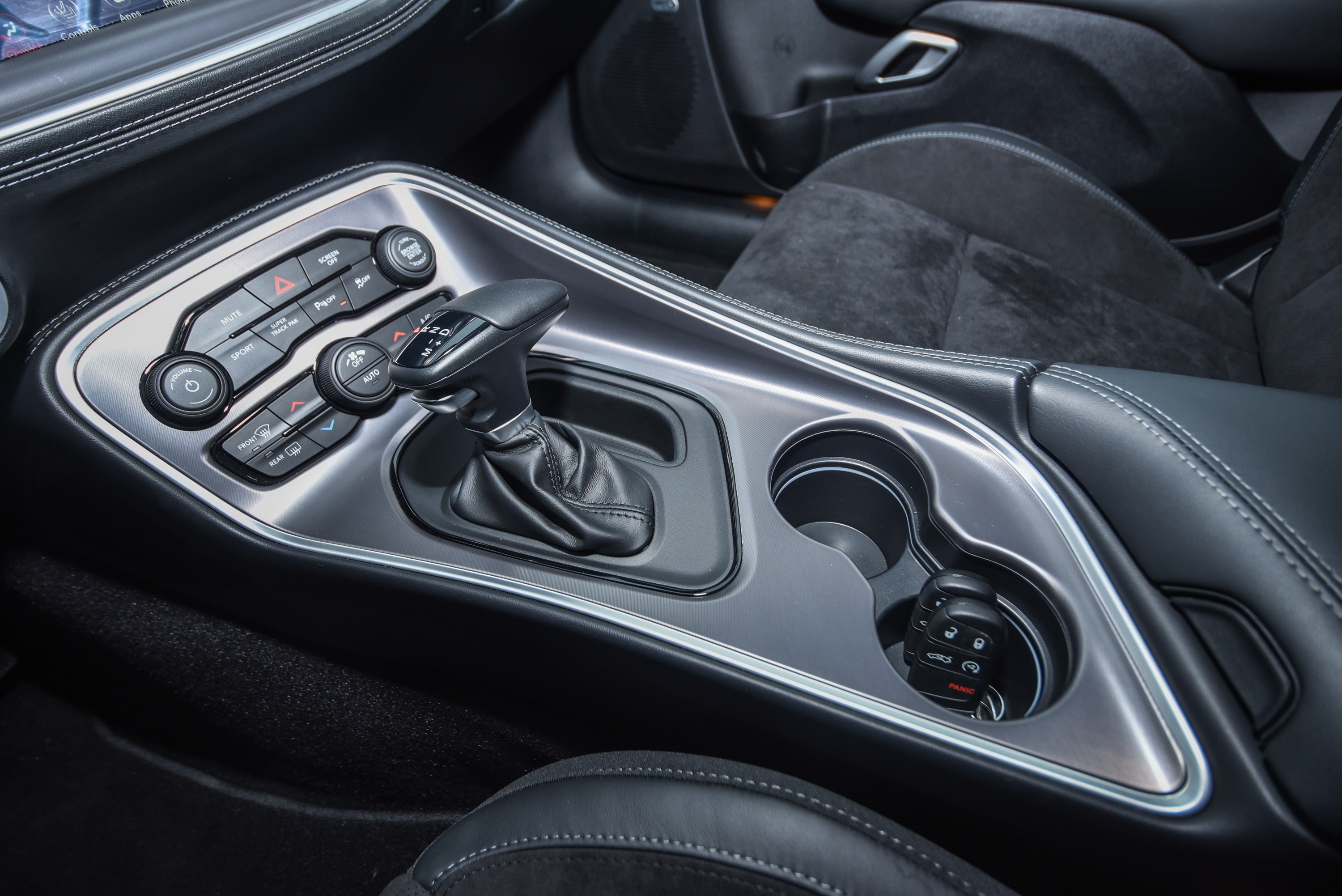 Dodge Challenger 2021 anh 15