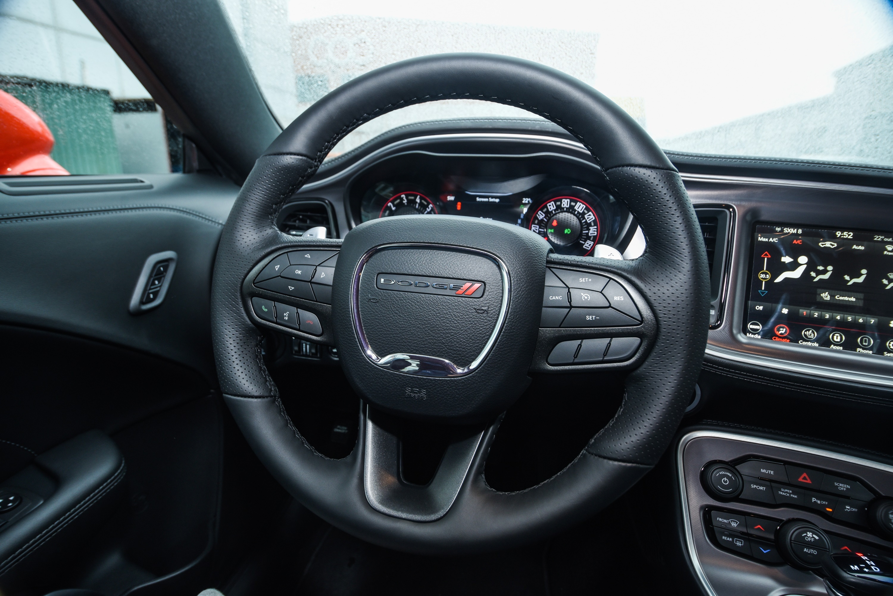 Dodge Challenger 2021 anh 9