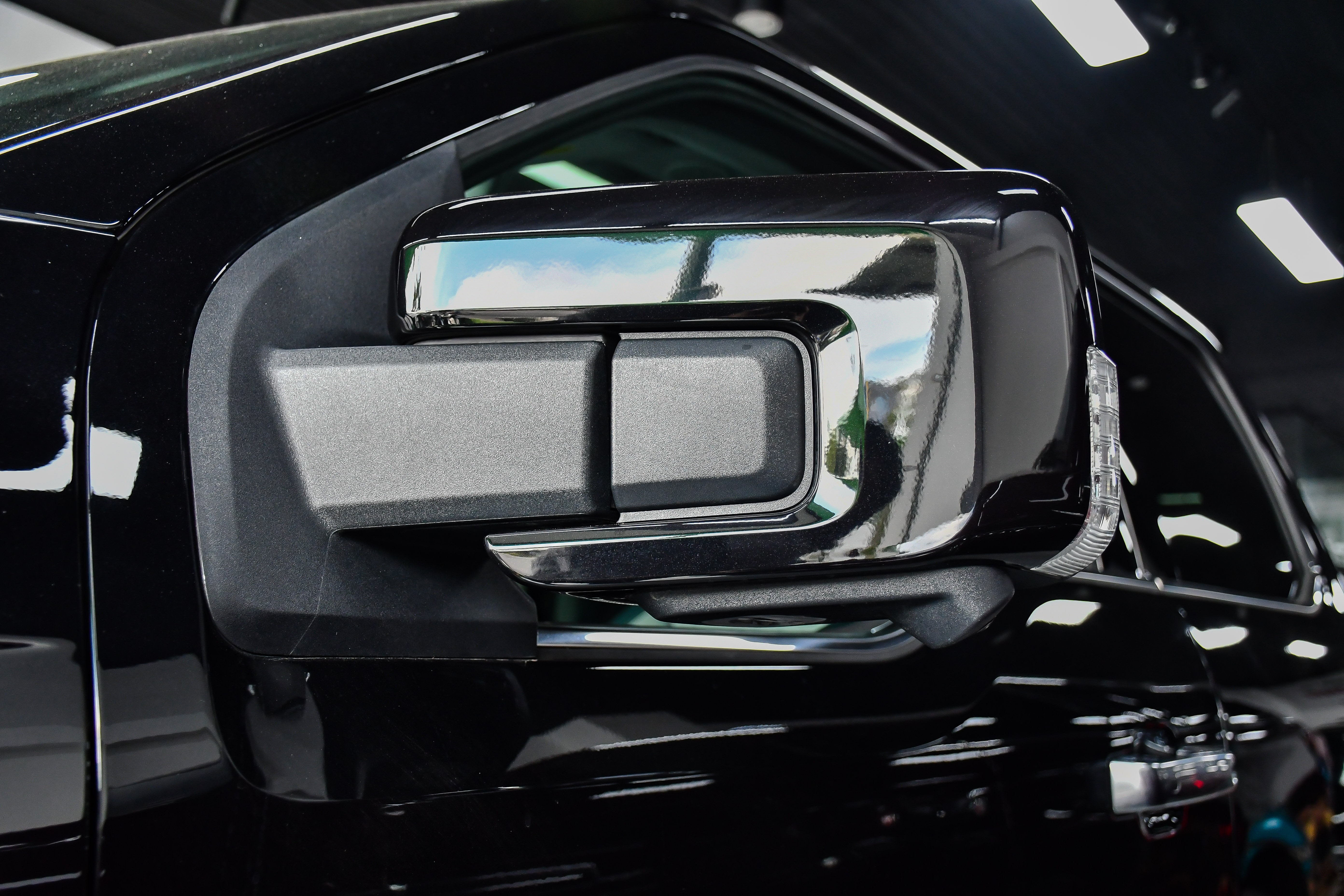 Ford F-150 Limited 2022 anh 10