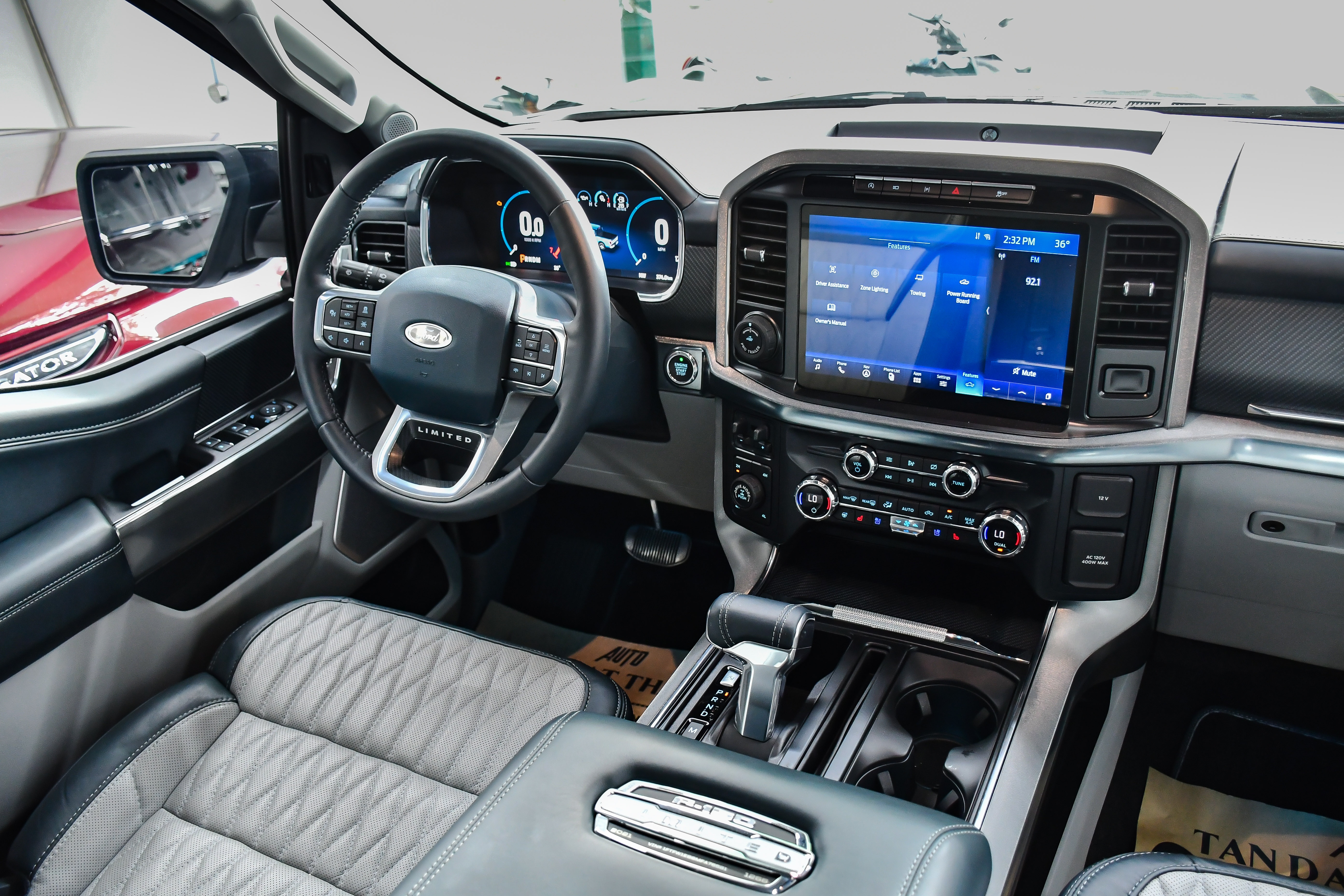 Ford F-150 Limited 2022 anh 16