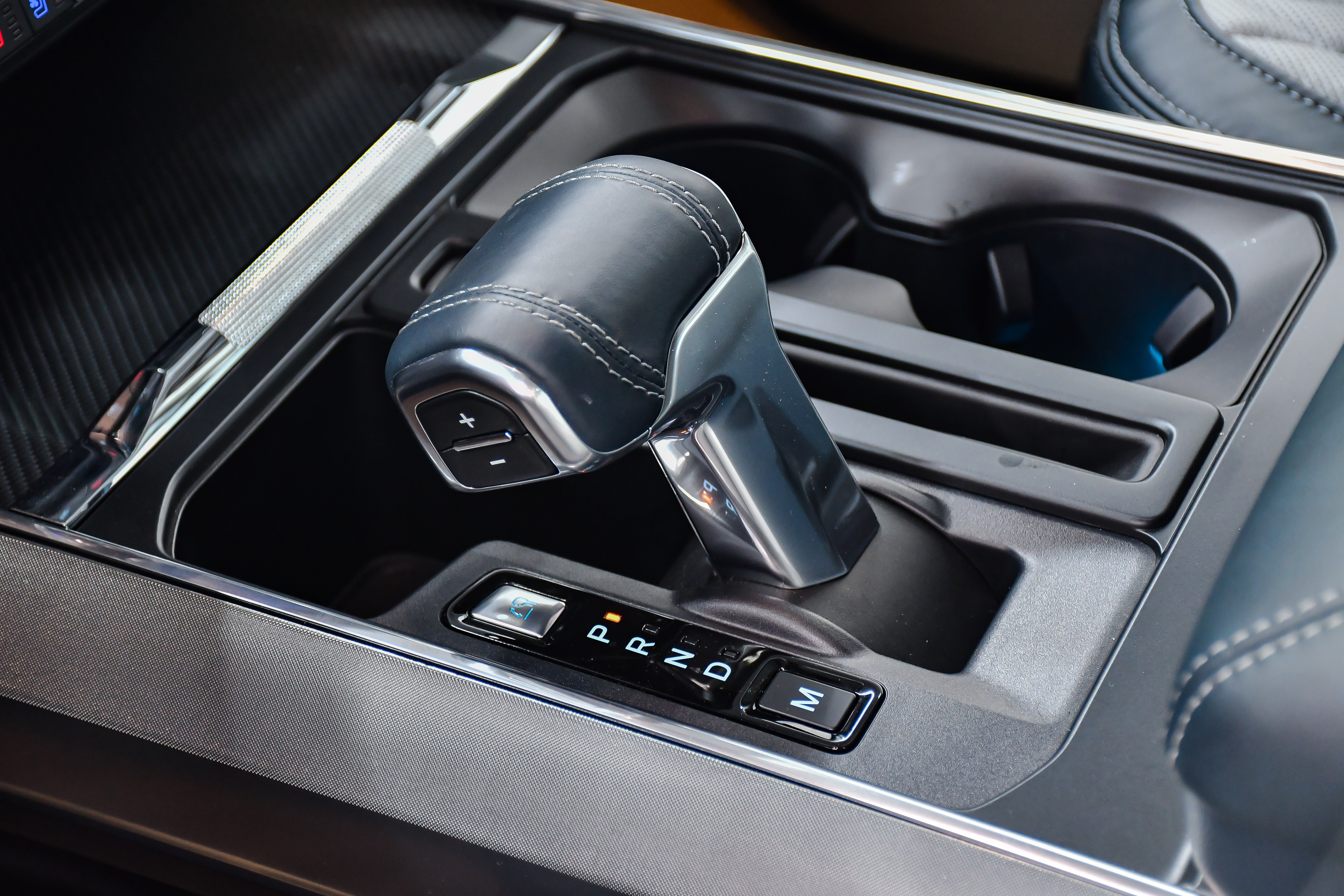 Ford F-150 Limited 2022 anh 22