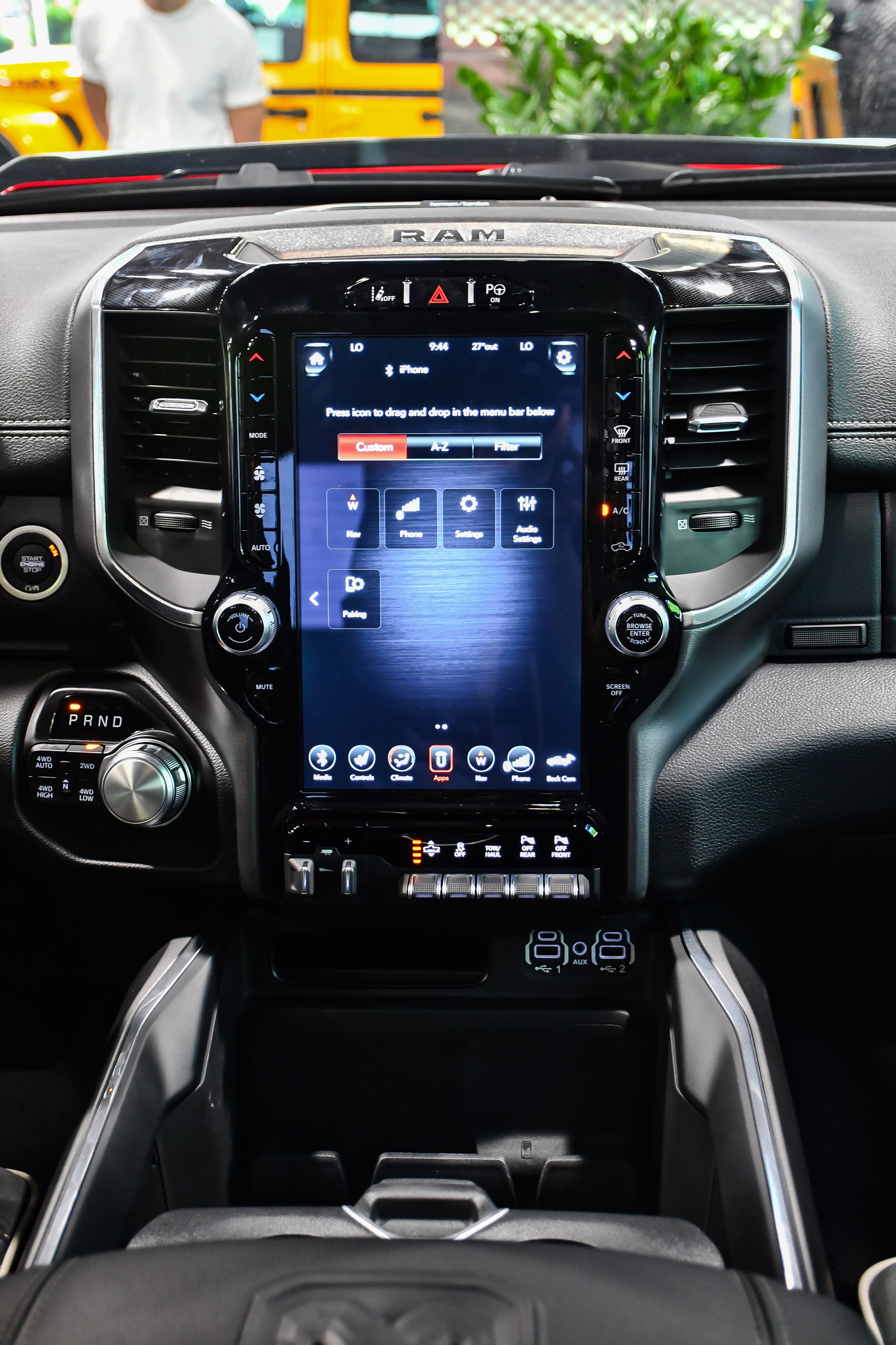 RAM 1500 Laramie Night Edition anh 21