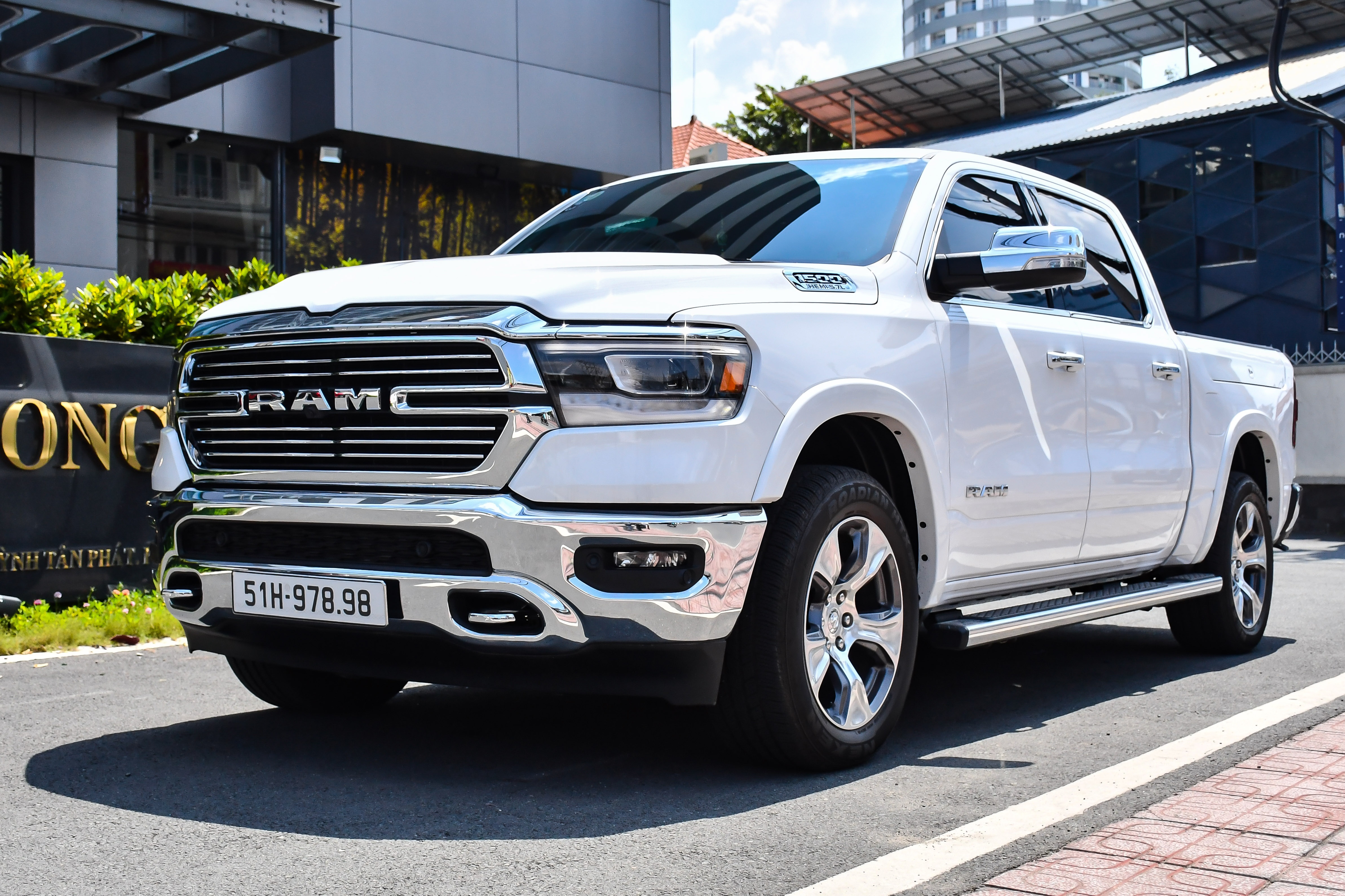 Toi cam lai RAM 1500 - mon 'do choi' khong lo ken khach hinh anh