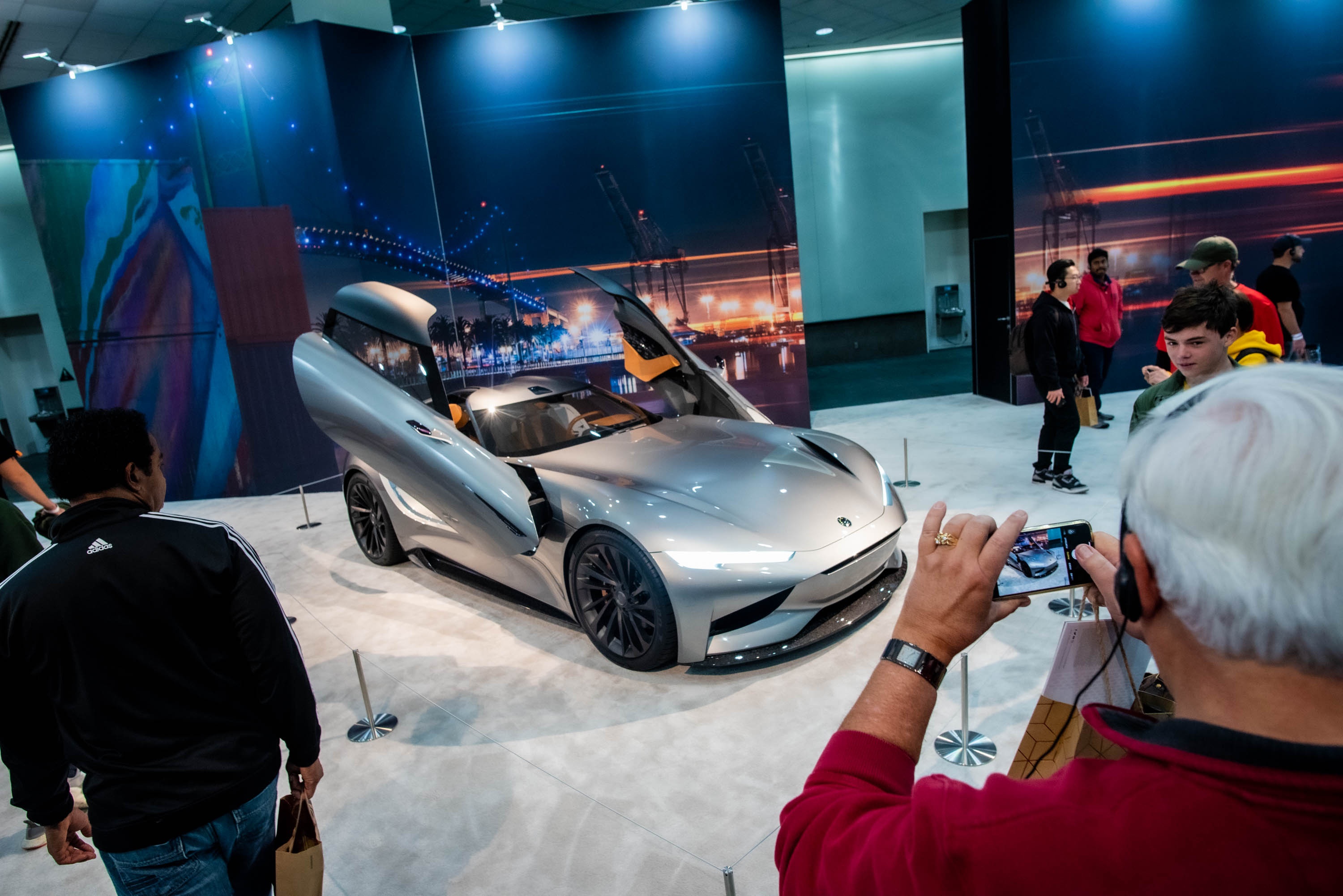 Vi sao Los Angeles Auto Show la trien lam xe hap dan nhat the gioi? hinh anh