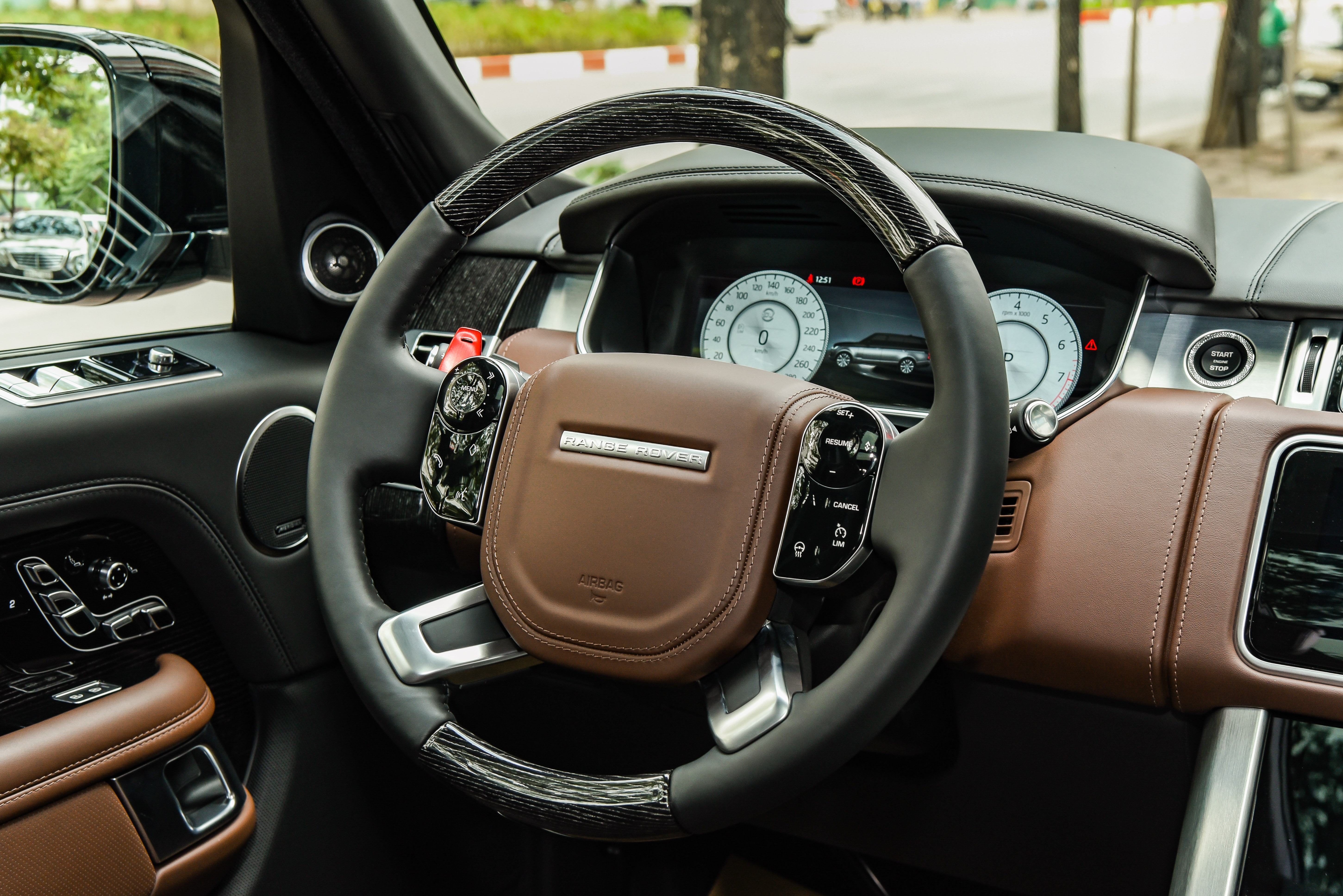 Range Rover SVAutobiography anh 15