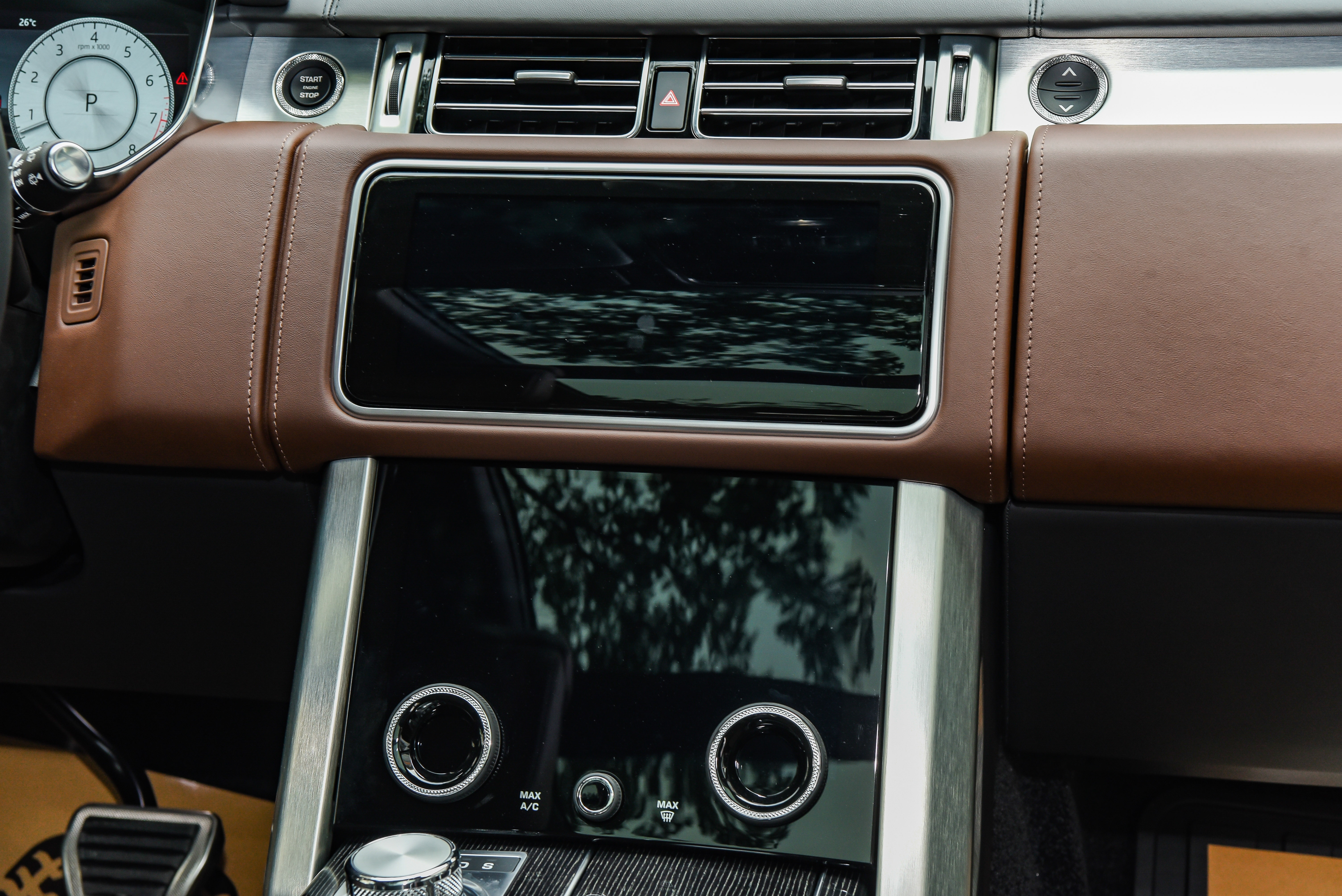 Range Rover SVAutobiography anh 14