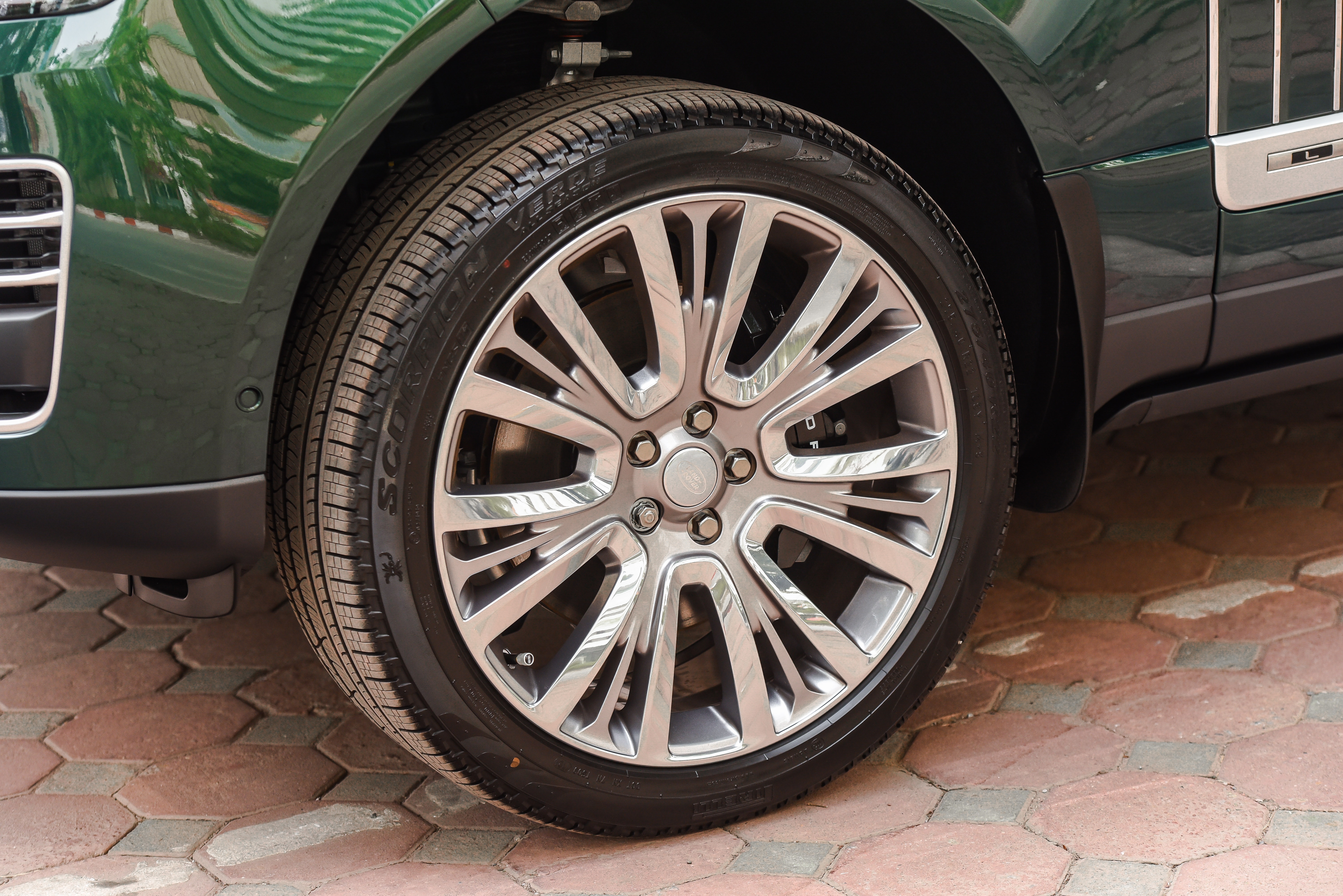 Range Rover SVAutobiography anh 8