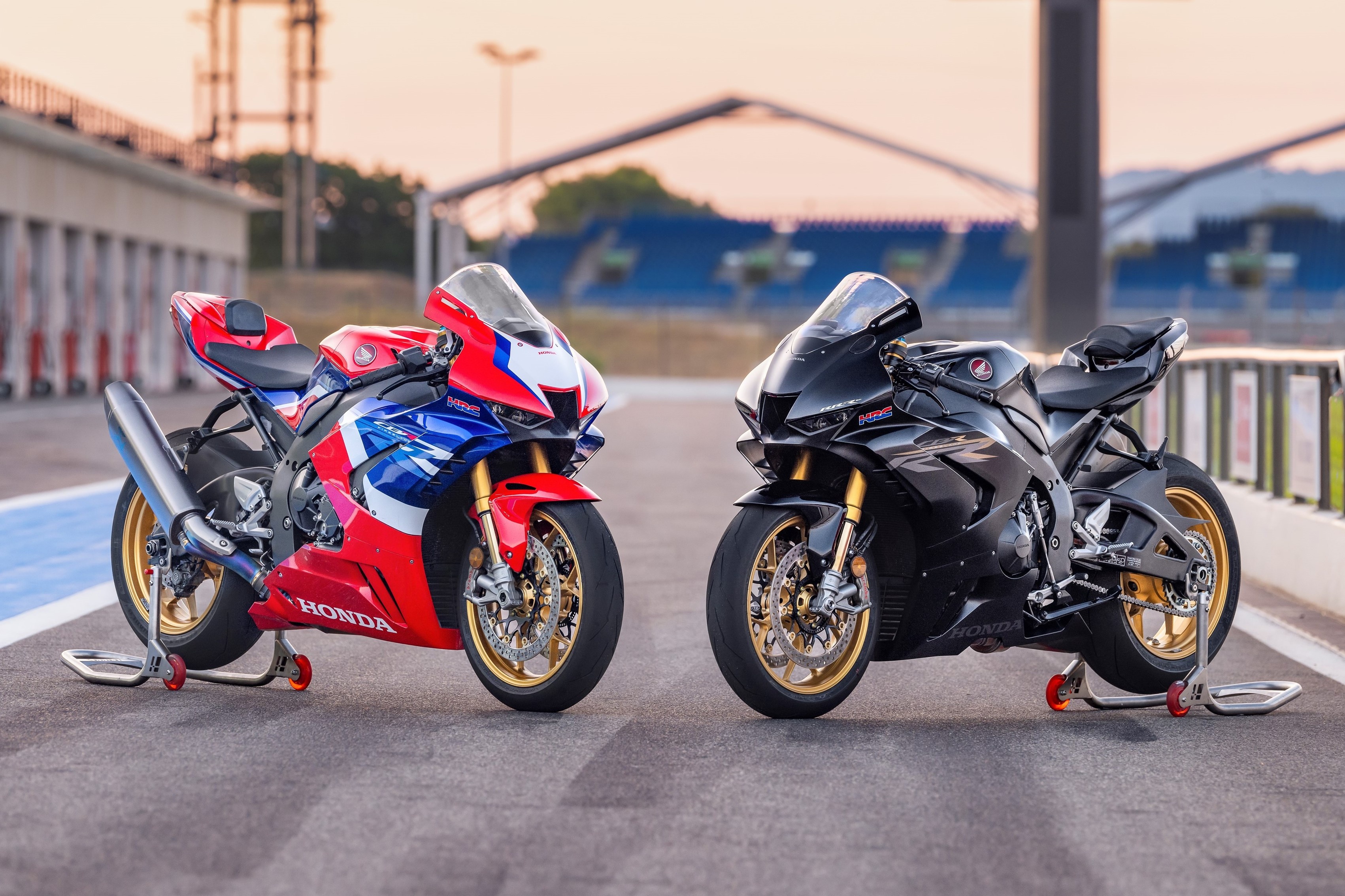 Honda CBR1000RR-R anh 14