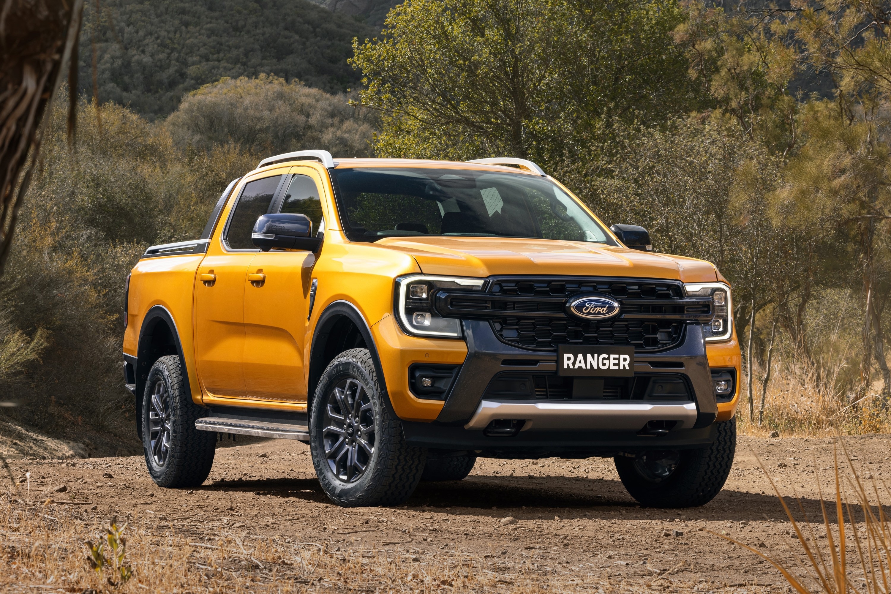 Ford Ranger 2022 ra mat toan cau voi thiet ke thua huong tu F-150 hinh anh