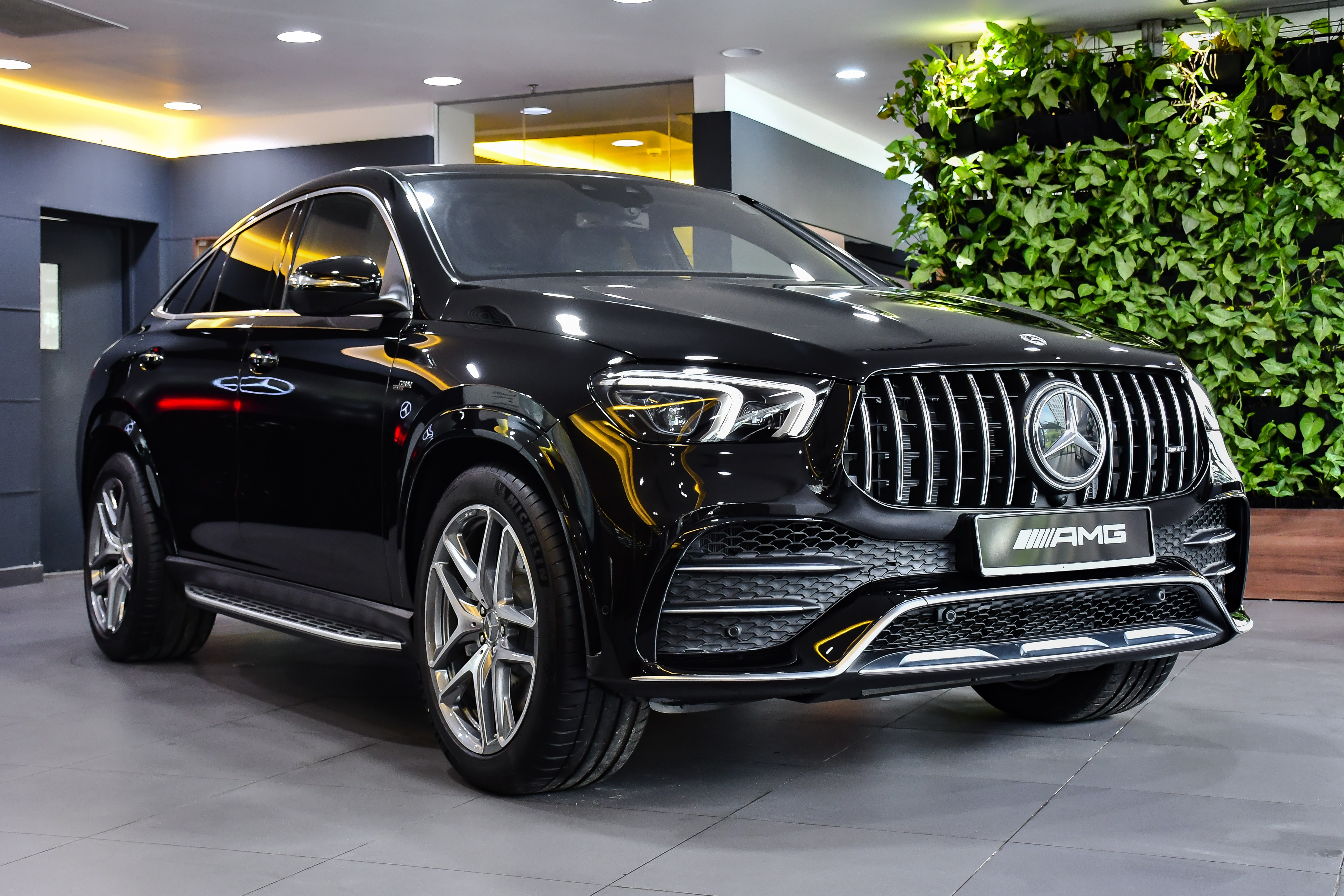 Mercedes-AMG GLE 53 Coupe anh 2