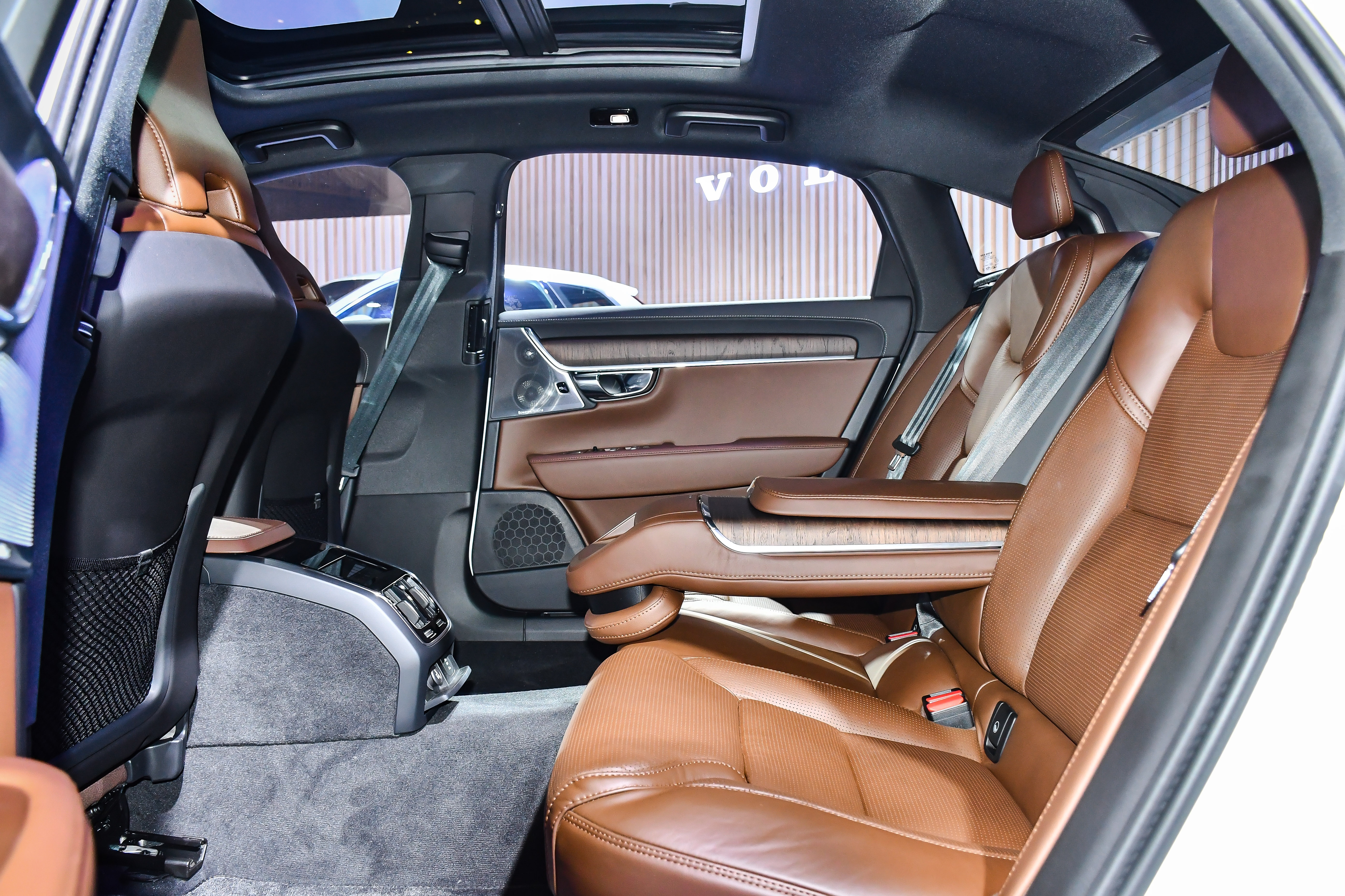 Giá lăn bánh ảnh 8 Gia lan banh anh 8