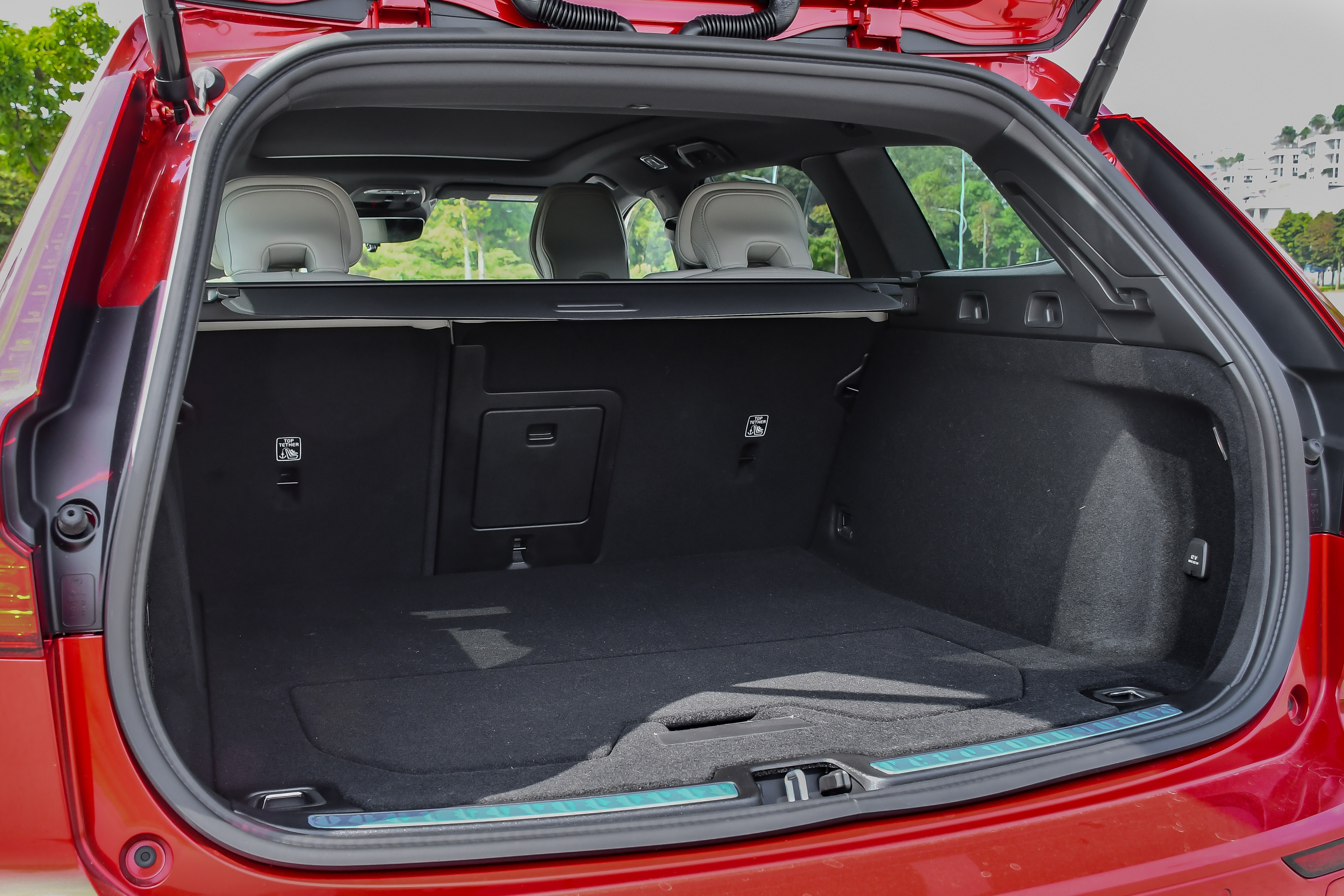 Volvo V60 Cross Country anh 11