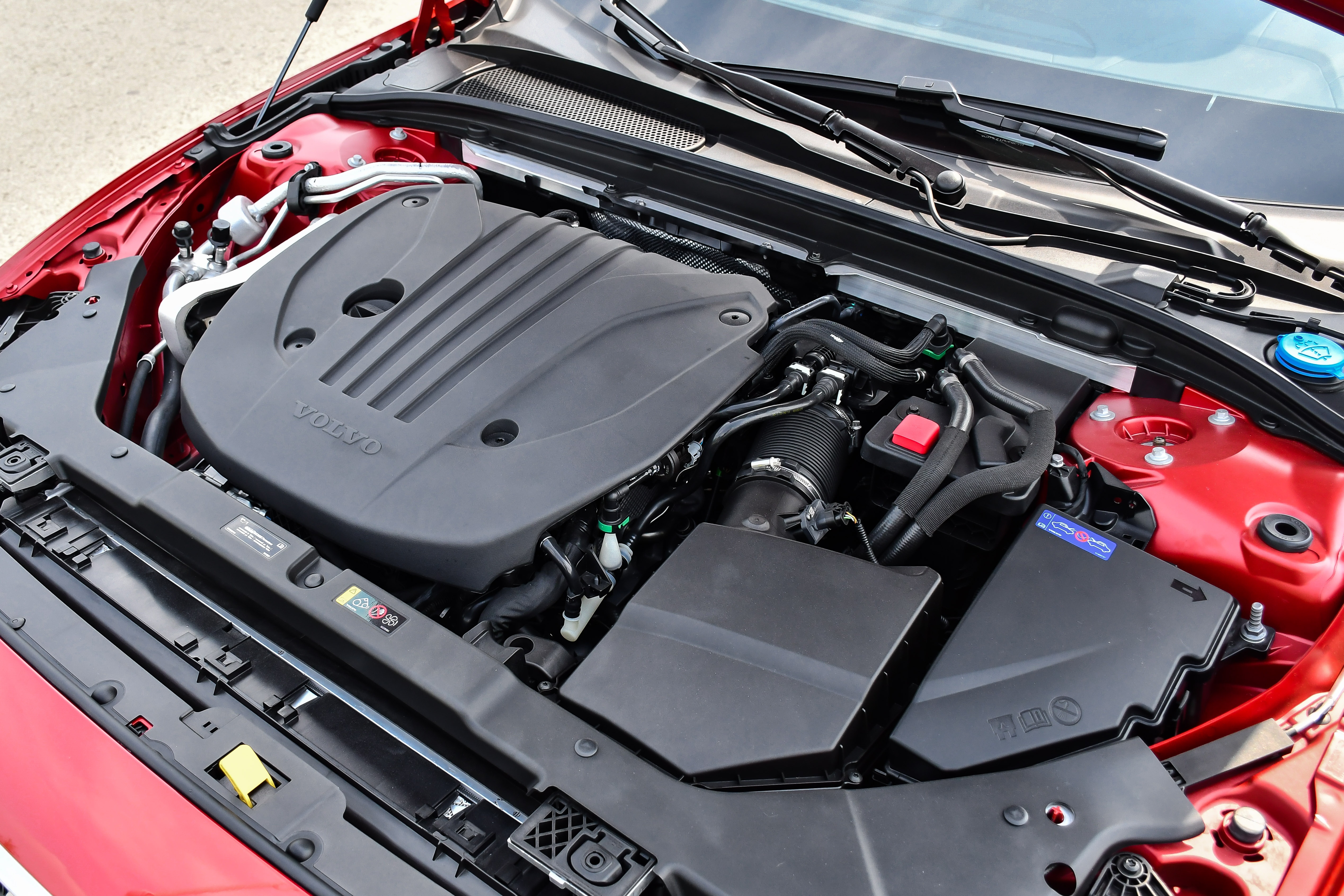 Volvo V60 Cross Country anh 18