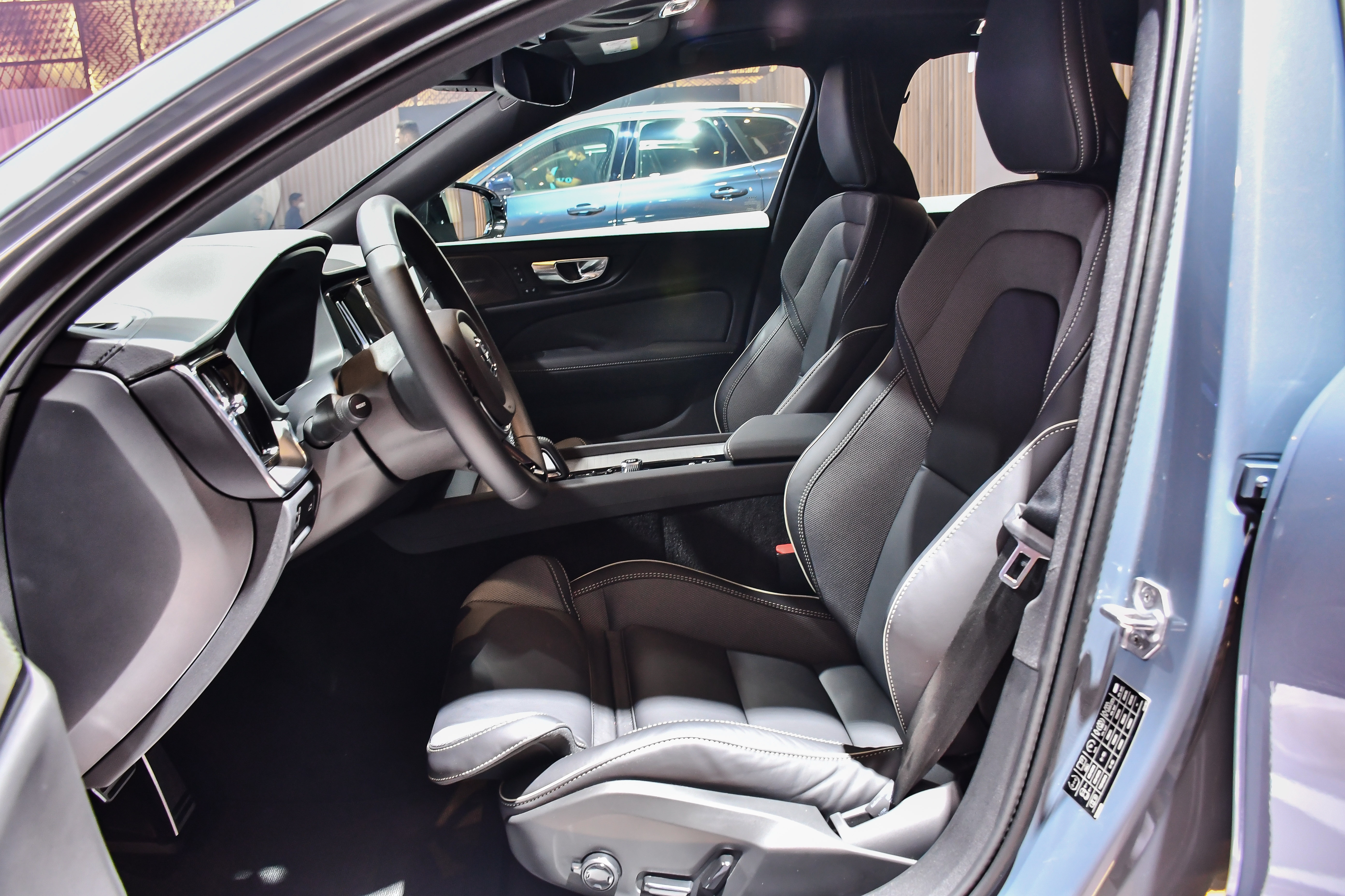 Volvo S60 2022 anh 14