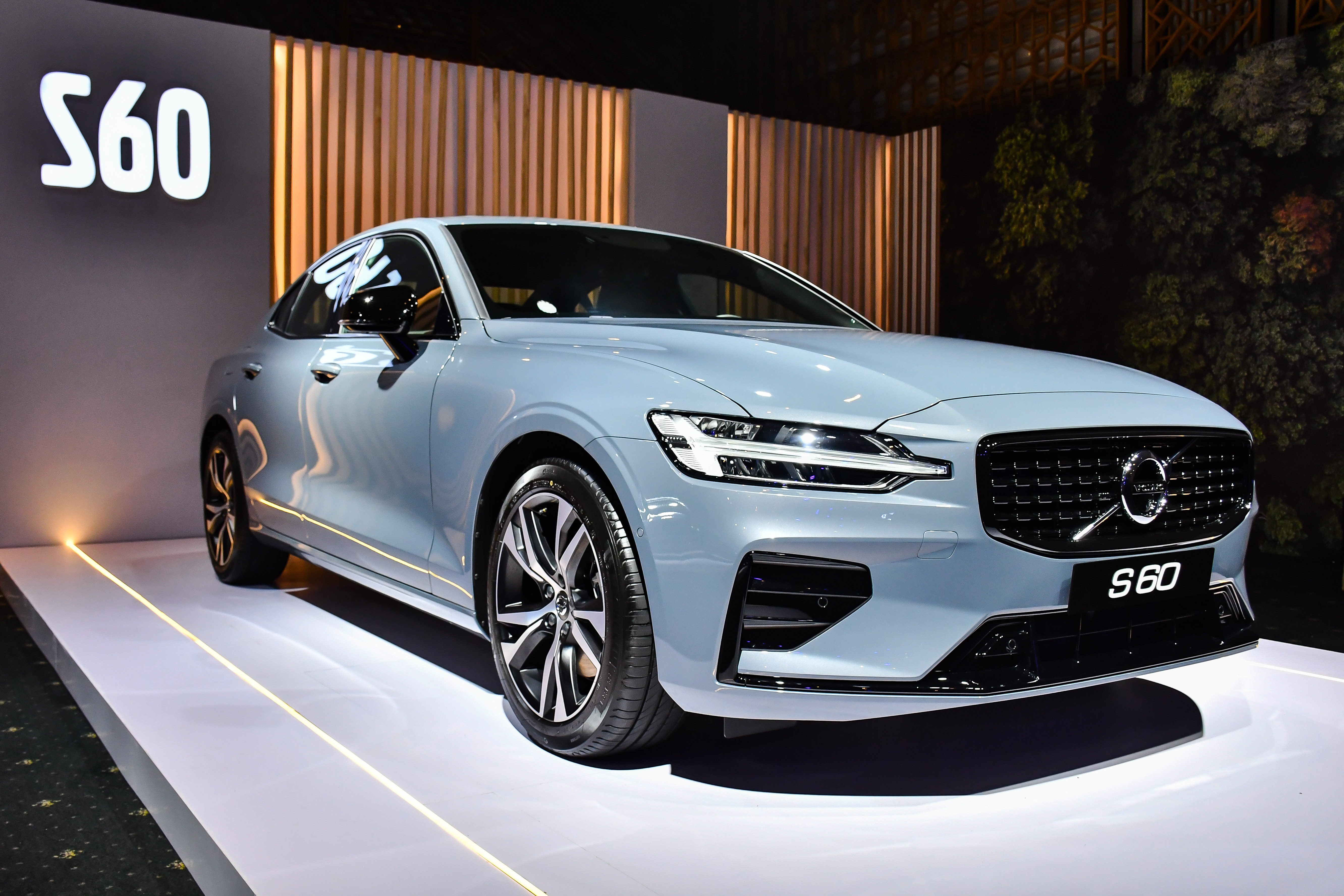 Volvo S60 2022 anh 1