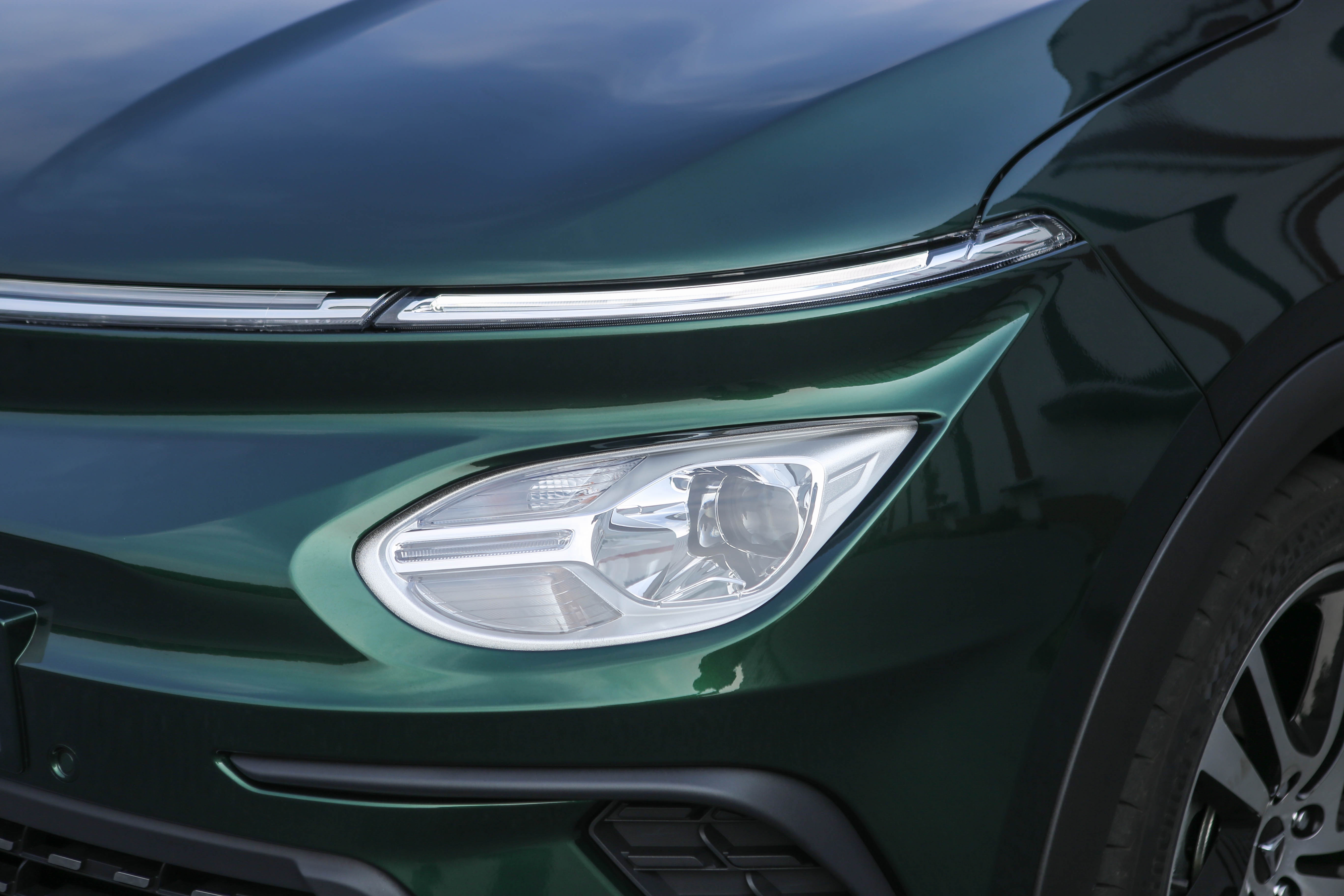 oto dien VinFast anh 7