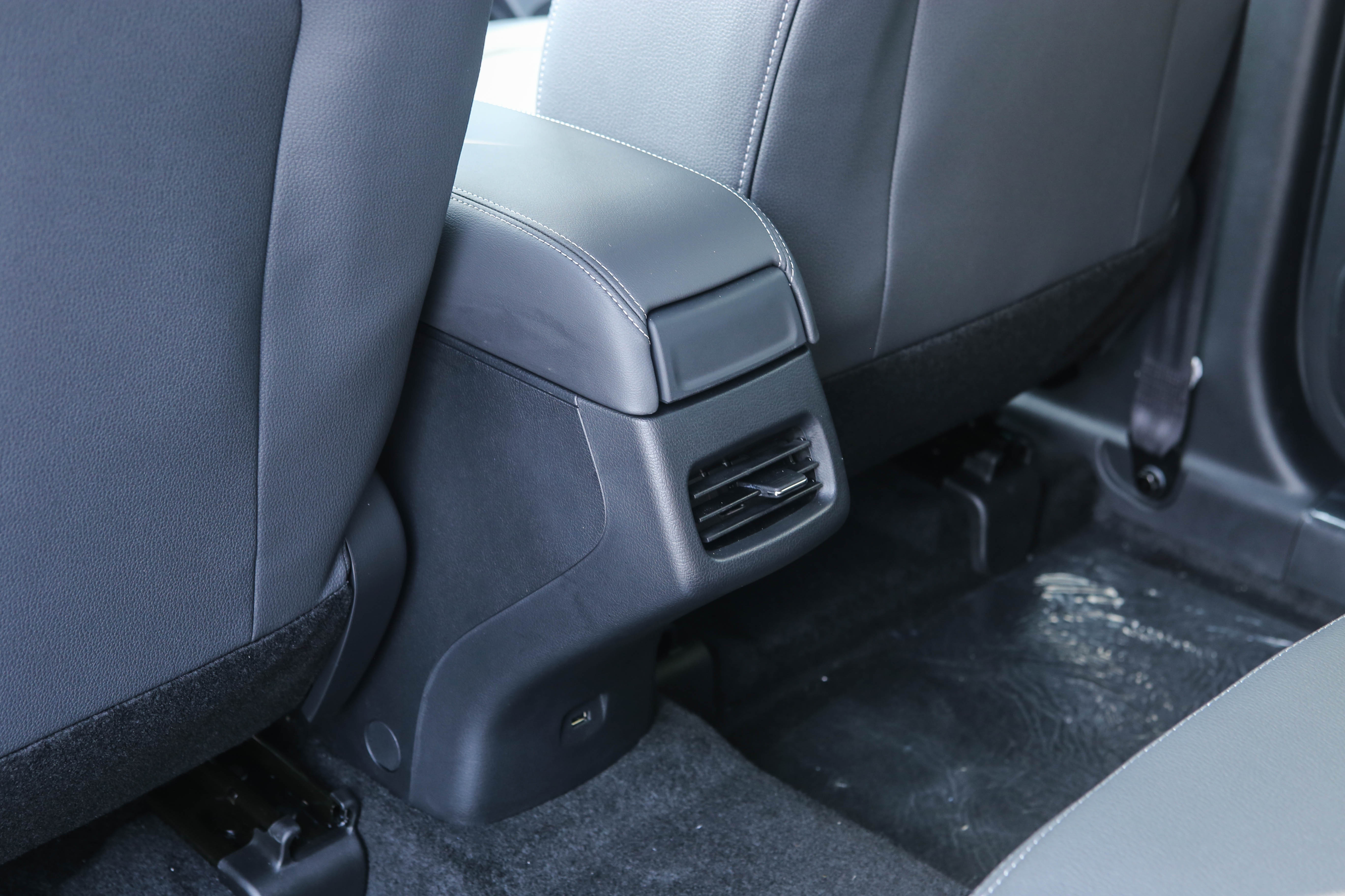 xe điện VinFast VF e34 ảnh 11 xe dien VinFast VF e34 anh 11