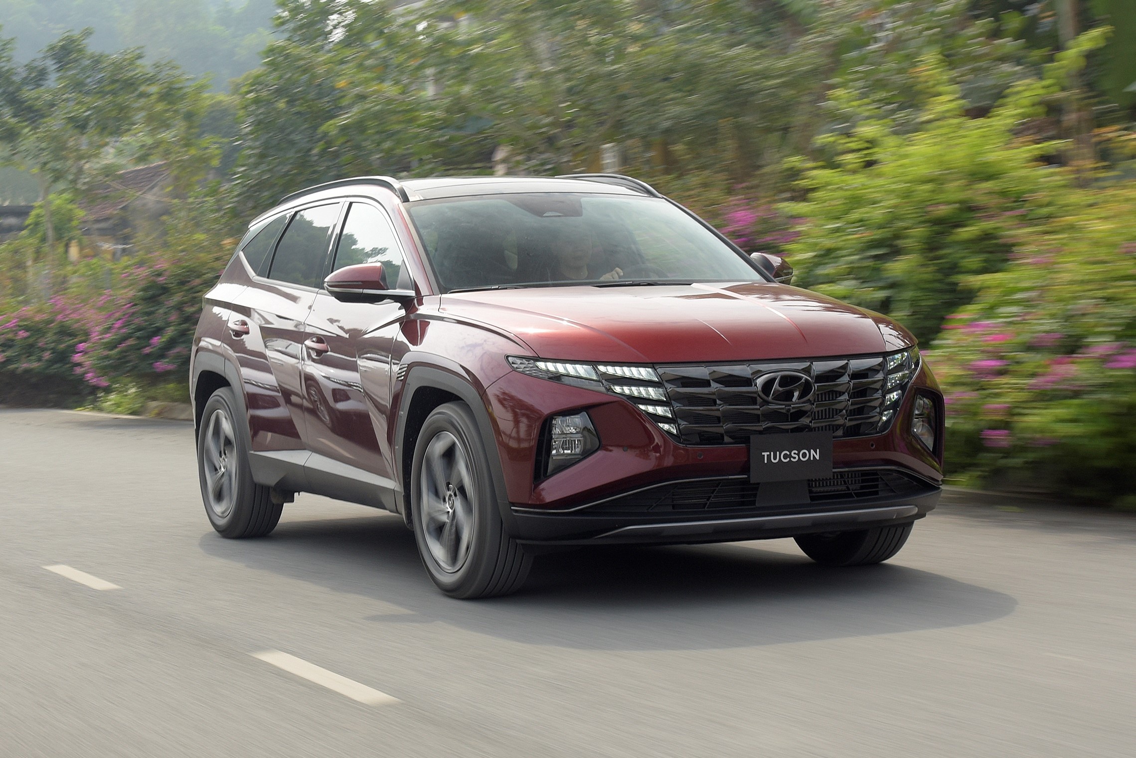 Hyundai Tucson 2022 co gia tu 825 trieu dong tai Viet Nam hinh anh