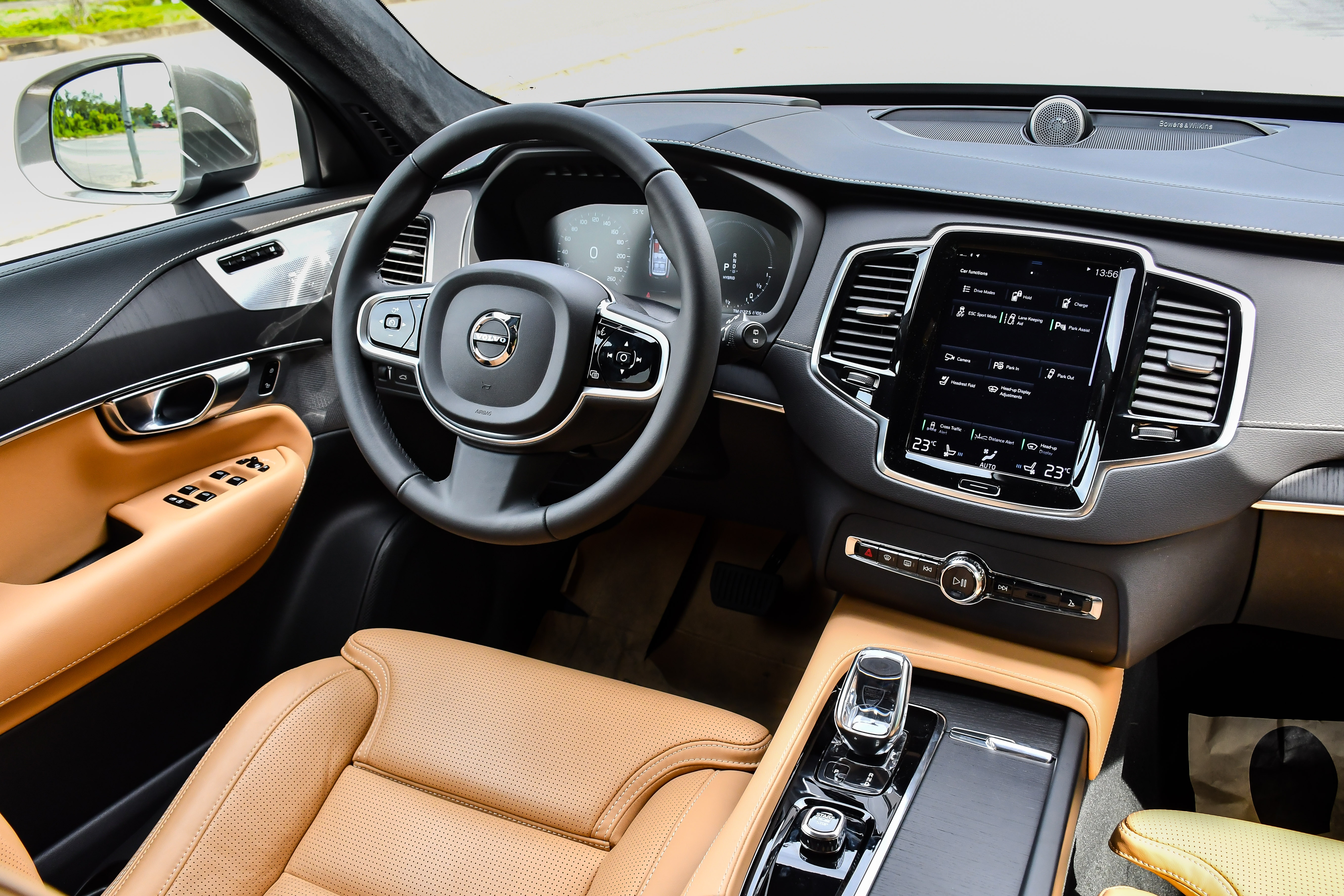 Volvo XC90 T8 Recharge anh 16