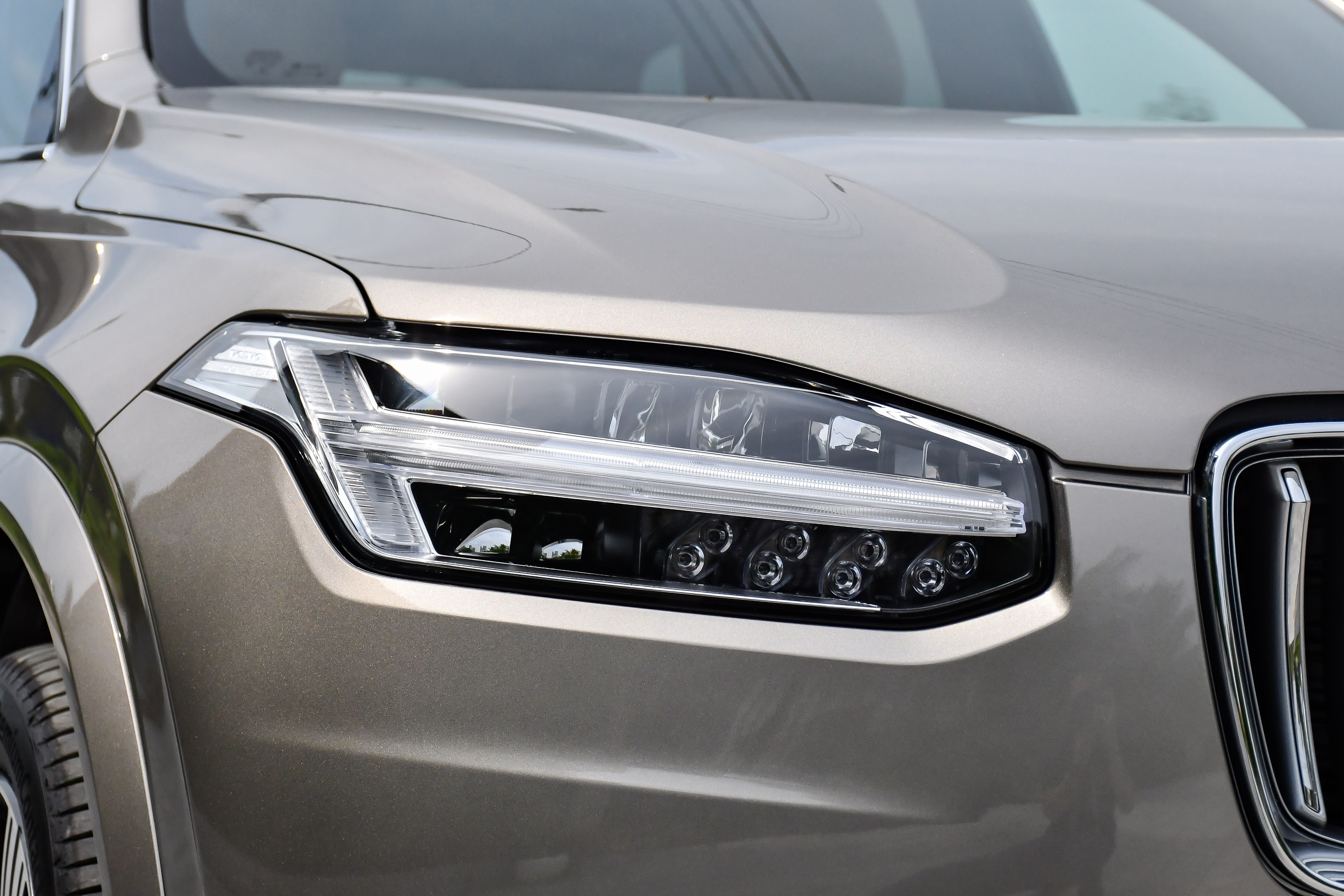 Volvo XC90 T8 Recharge anh 11