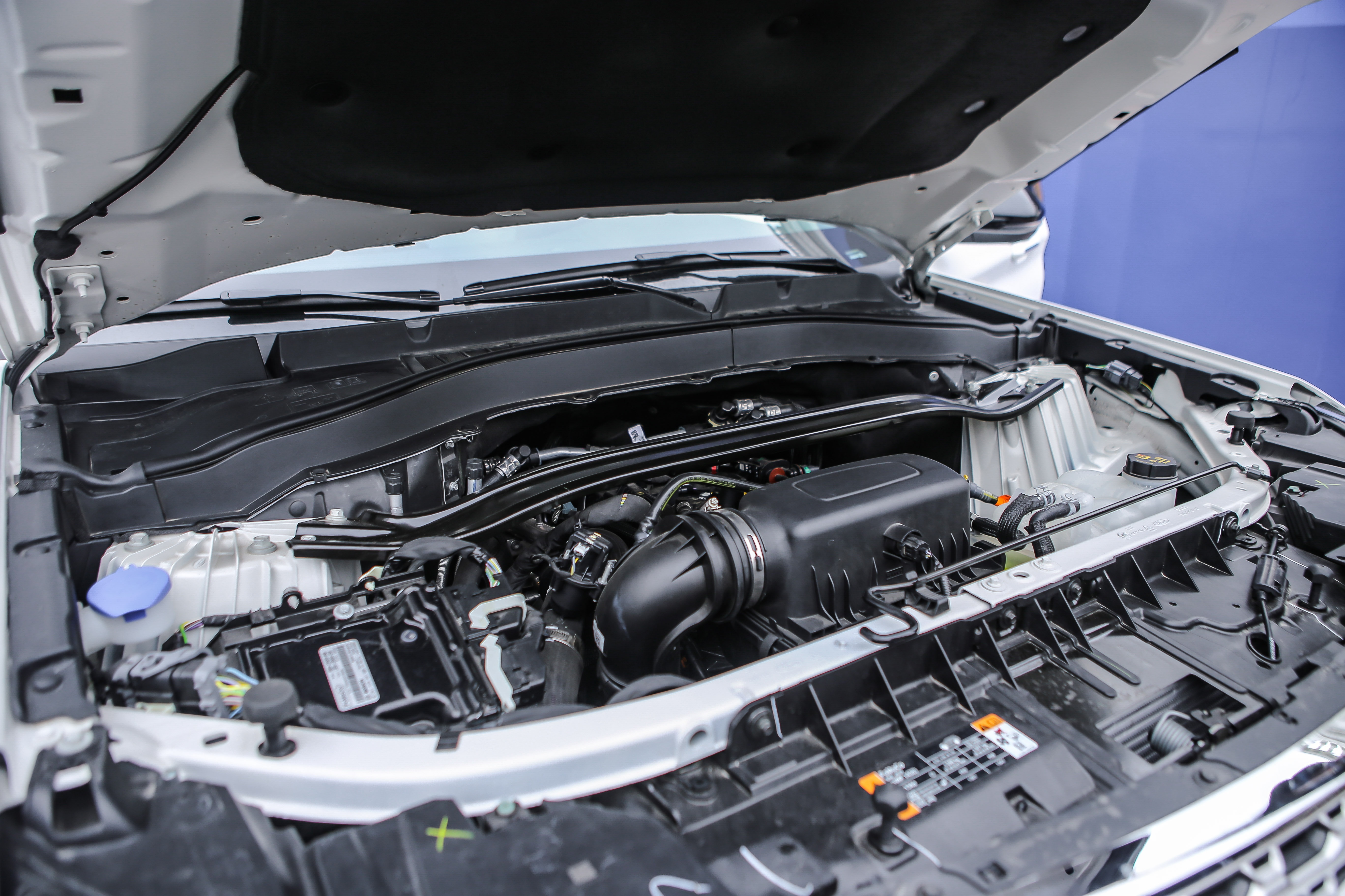 Ford Explorer 2022 gia 2, 366 ty anh 22