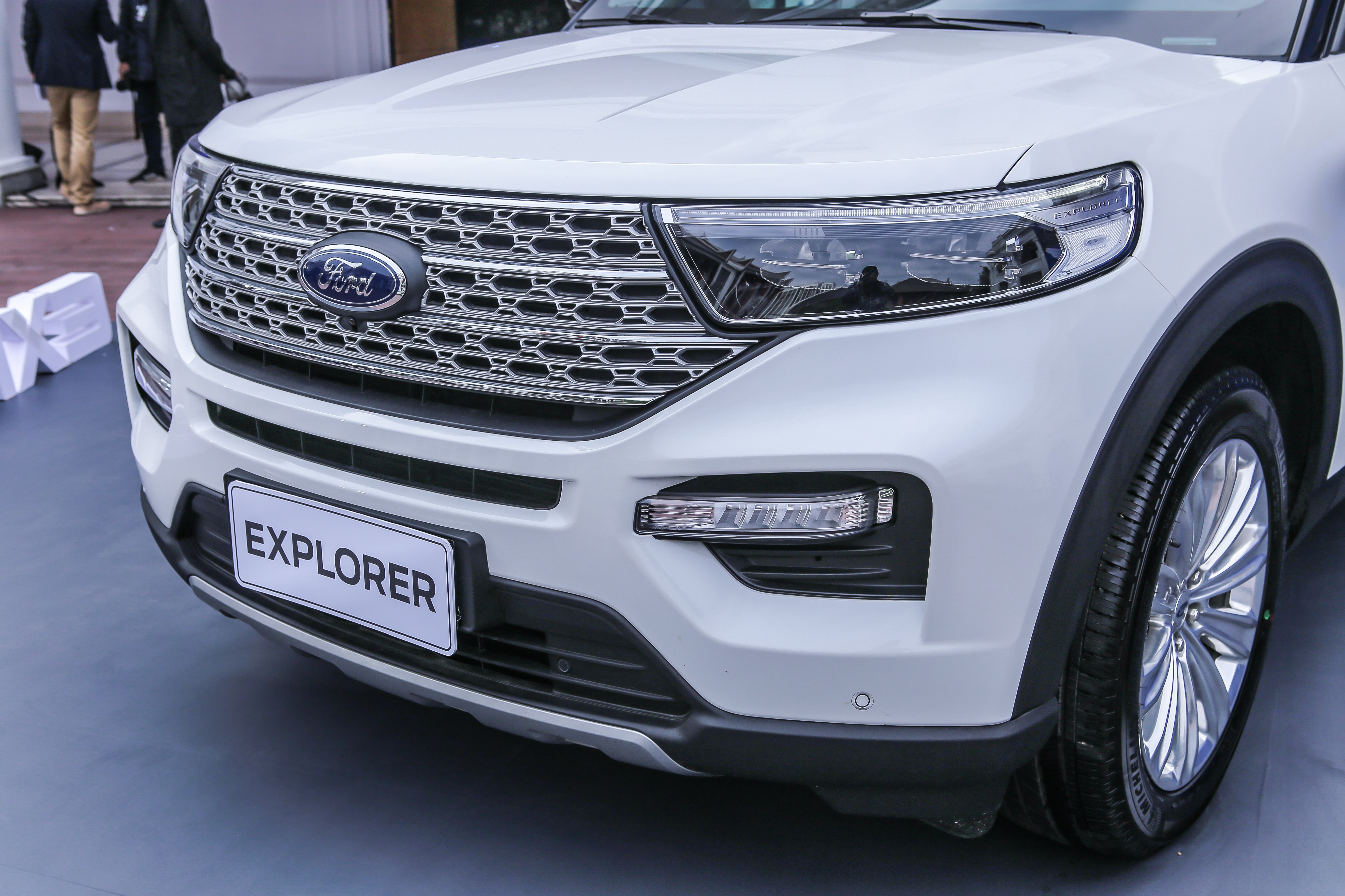 Ford Explorer 2022 gia 2, 366 ty anh 9
