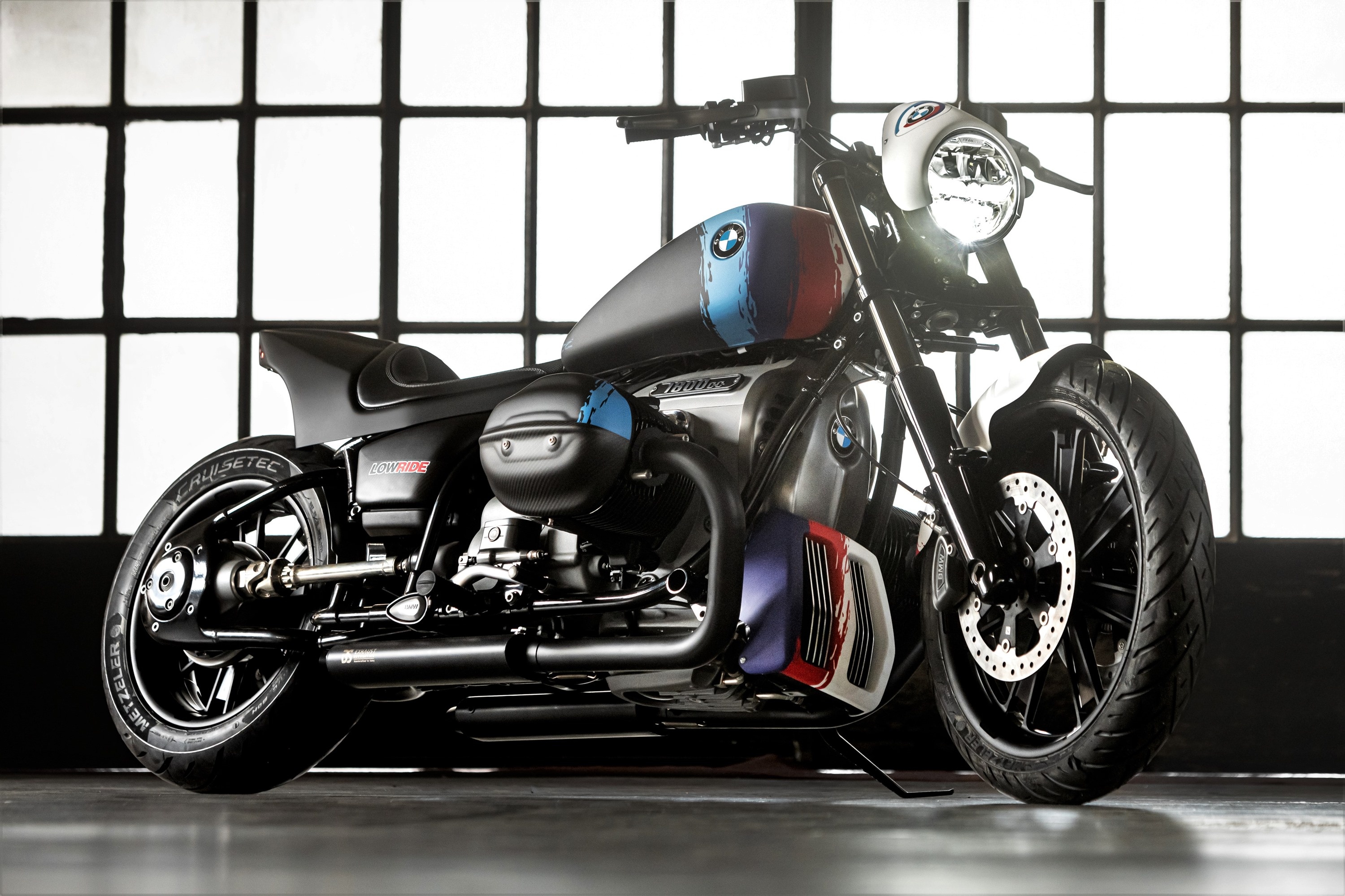 BMW R 18  ảnh 2 BMW R 18 anh 2