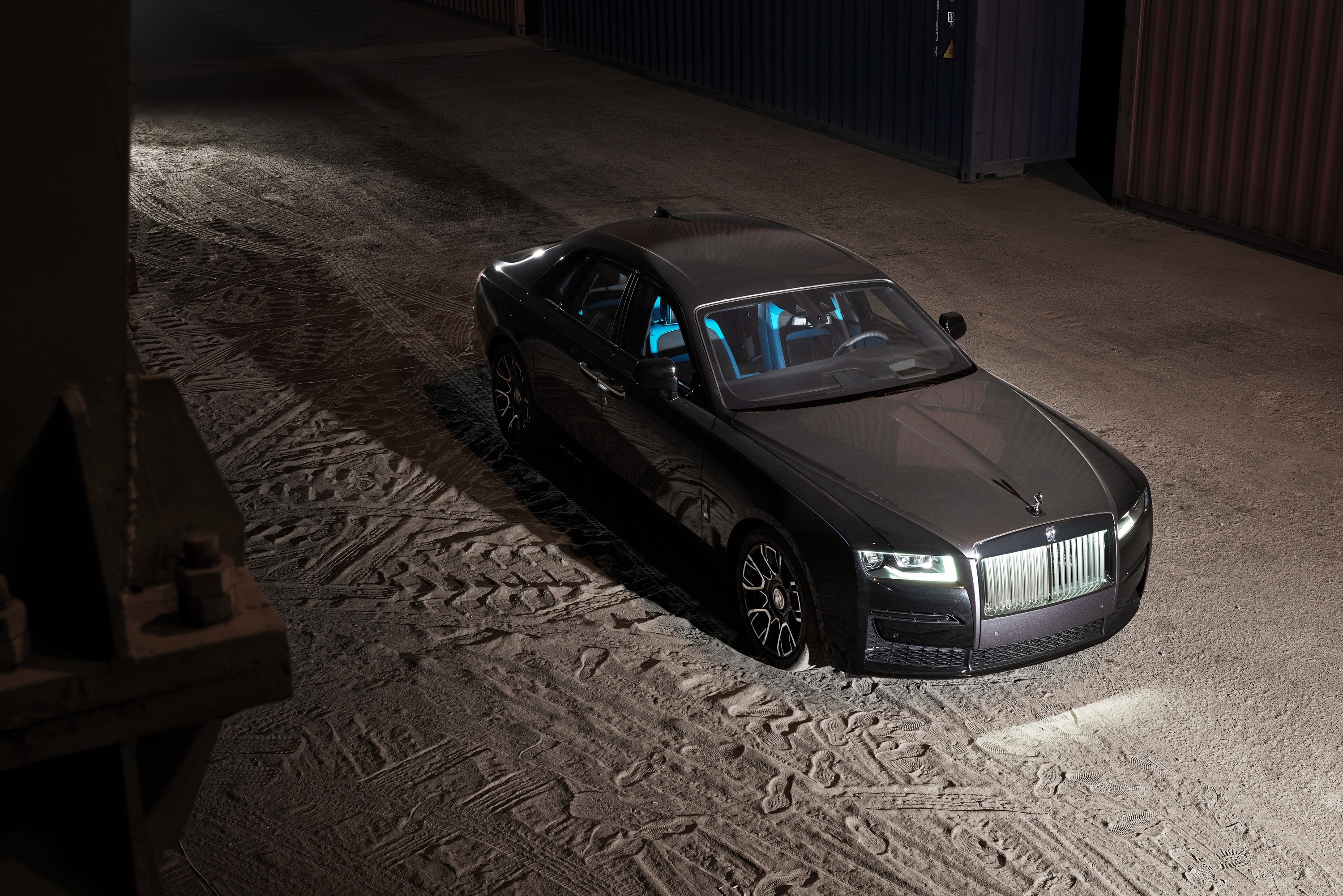 Rolls-Royce Ghost Black Badge ảnh 2 Rolls-Royce Ghost Black Badge anh 2