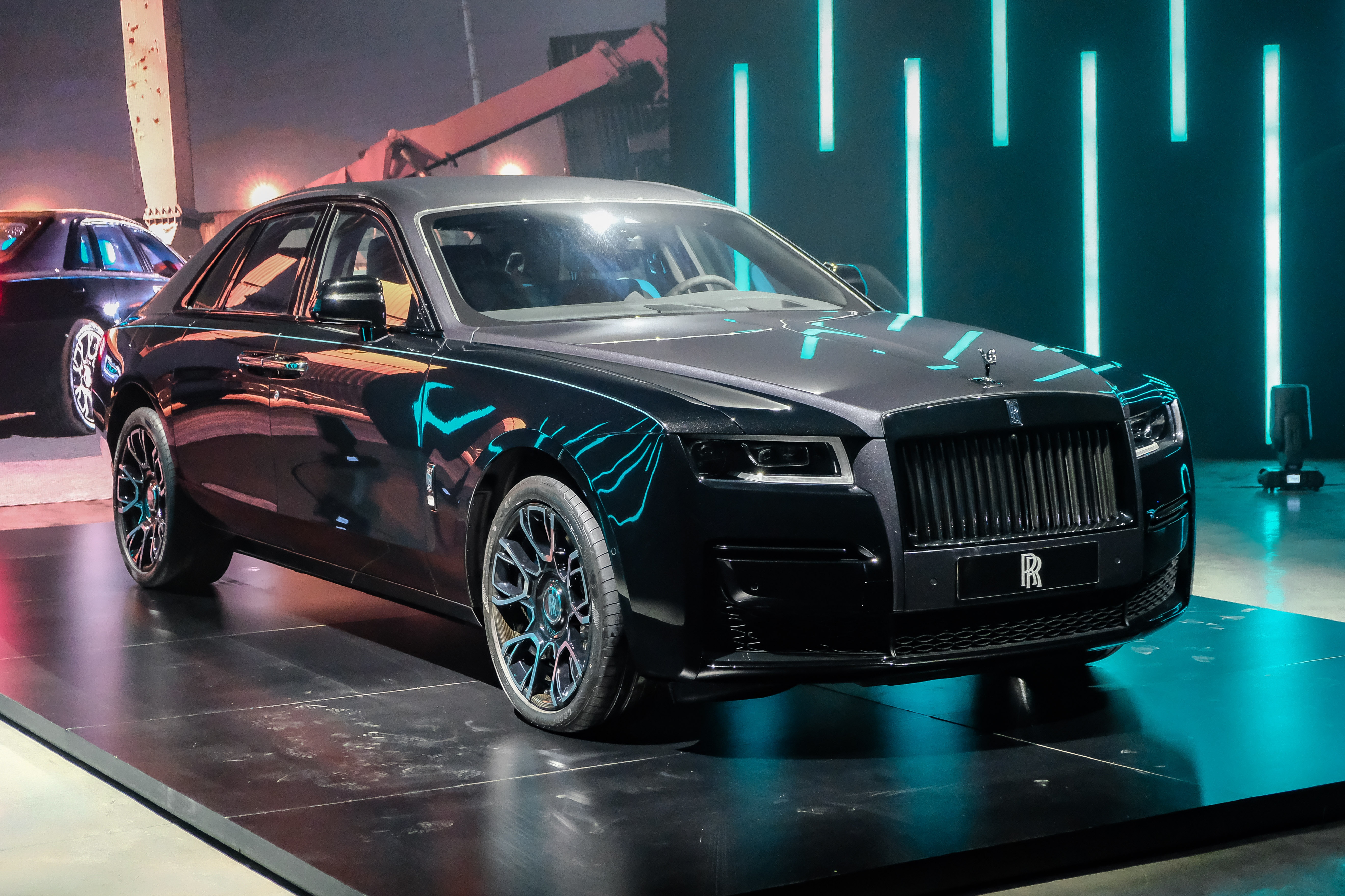 Loat oto sieu sang va sieu xe ve Viet Nam dip can Tet hinh anh