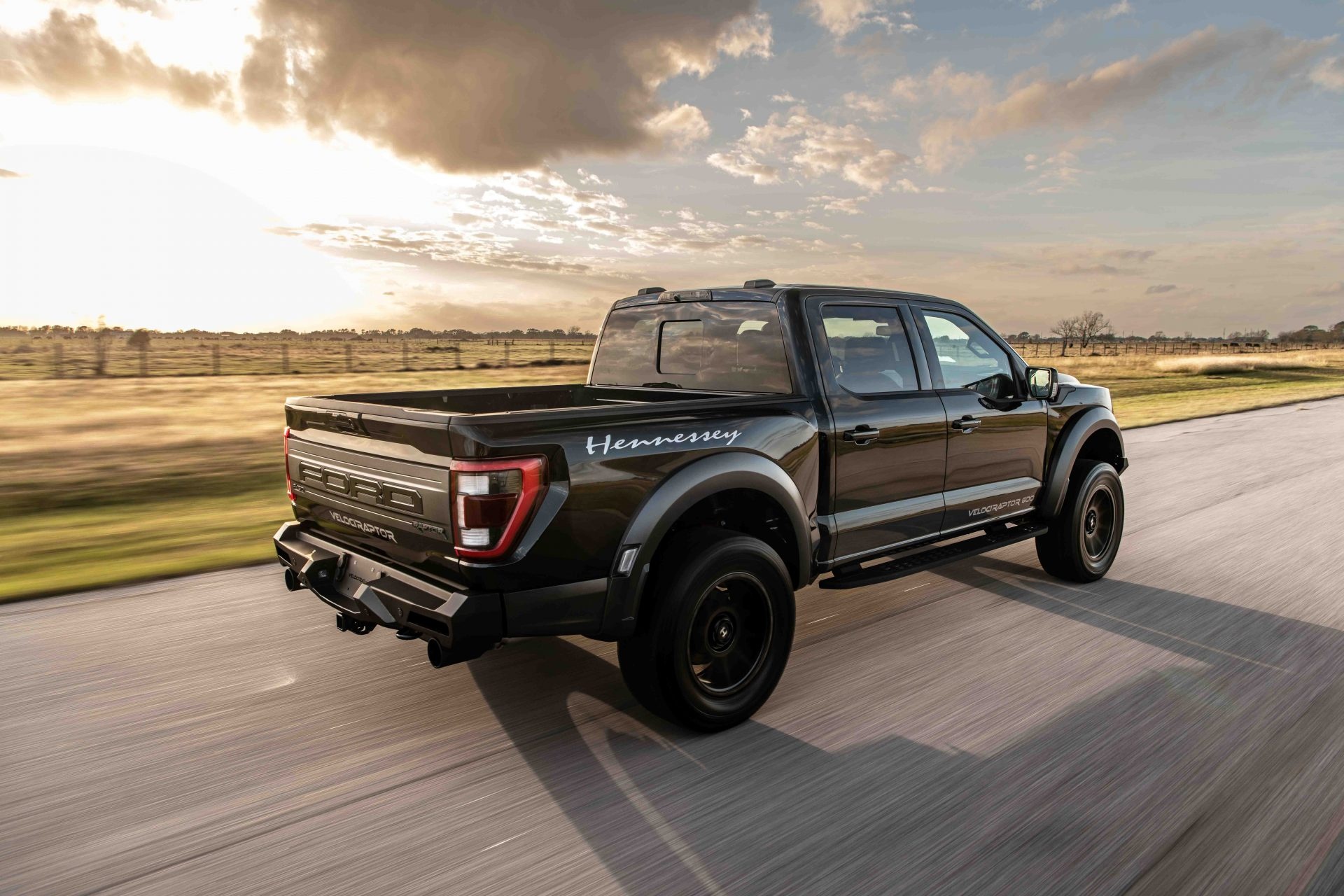 Ford F-150 Raptor ảnh 3 Ford F-150 Raptor anh 3