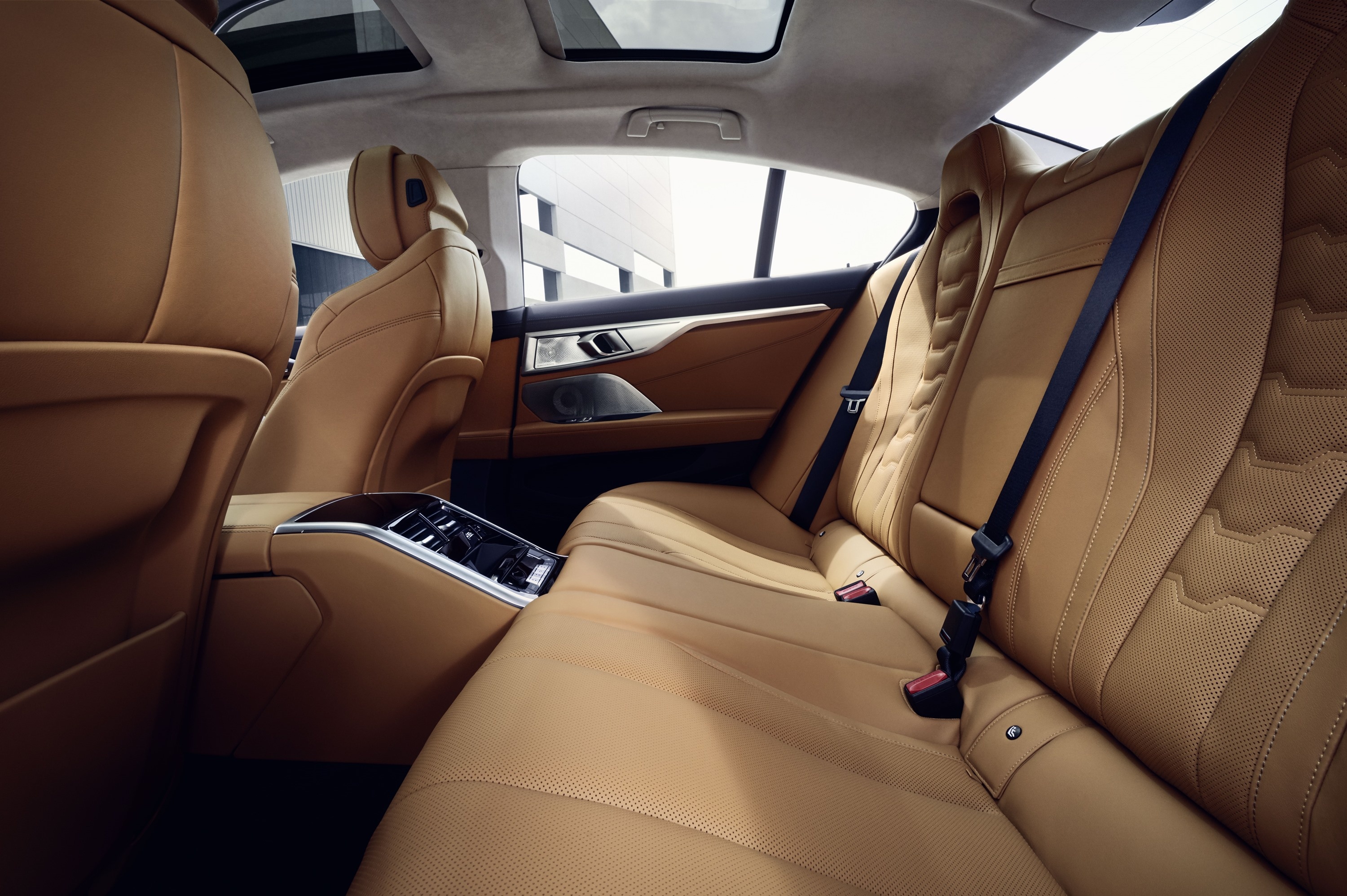 BMW 8-Series 2023 anh 7