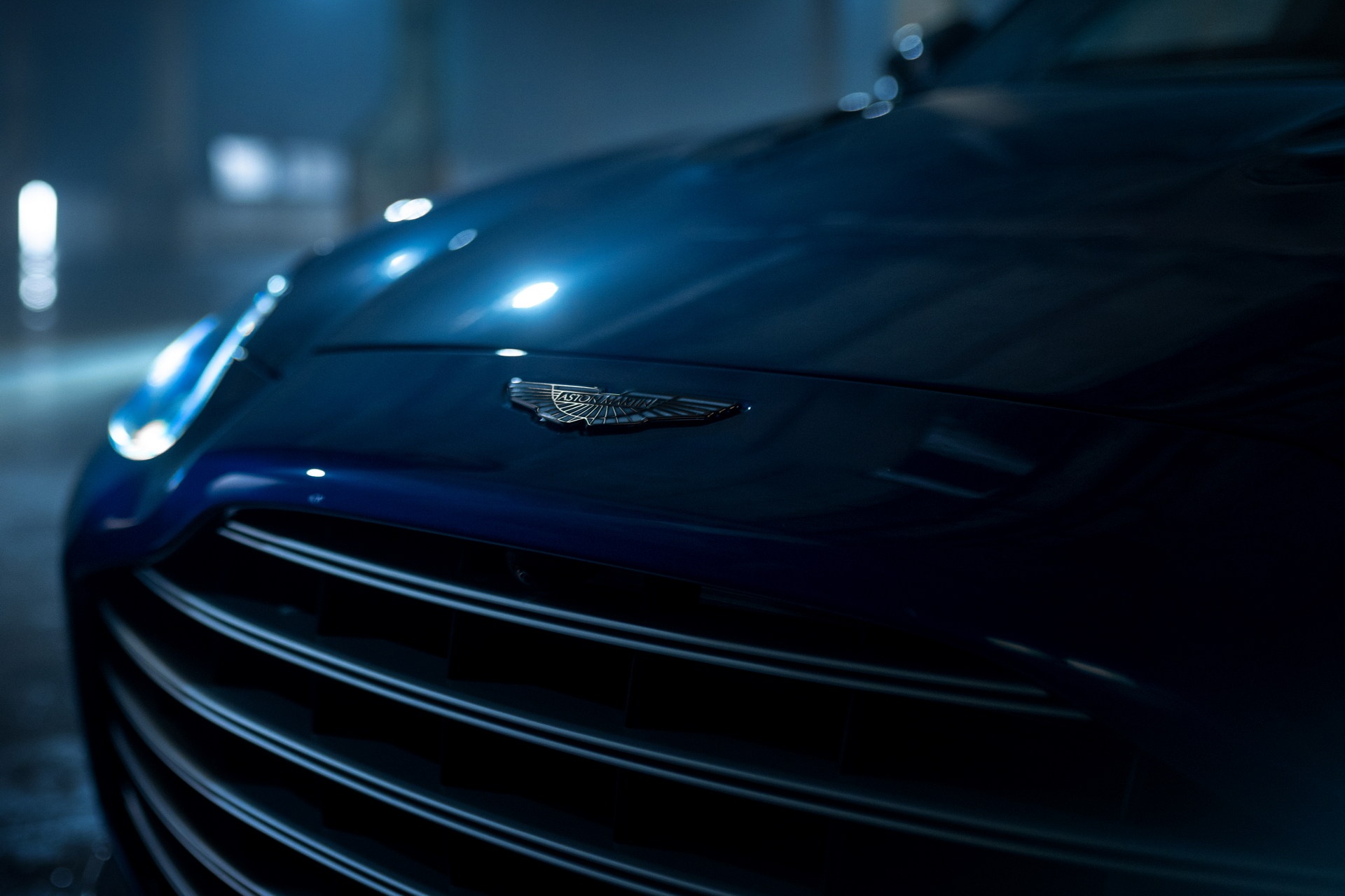 Aston Martin DBX ảnh 8 Aston Martin DBX anh 8