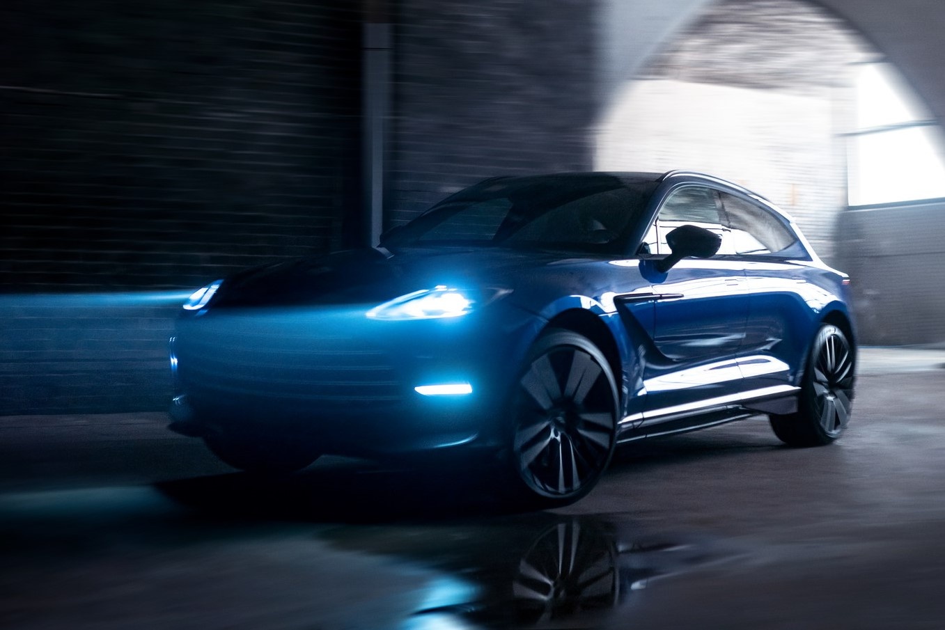 Aston Martin DBX ảnh 2 Aston Martin DBX anh 2
