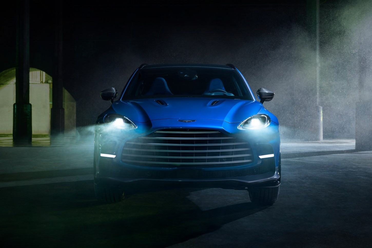 Aston Martin DBX ảnh 6 Aston Martin DBX anh 6