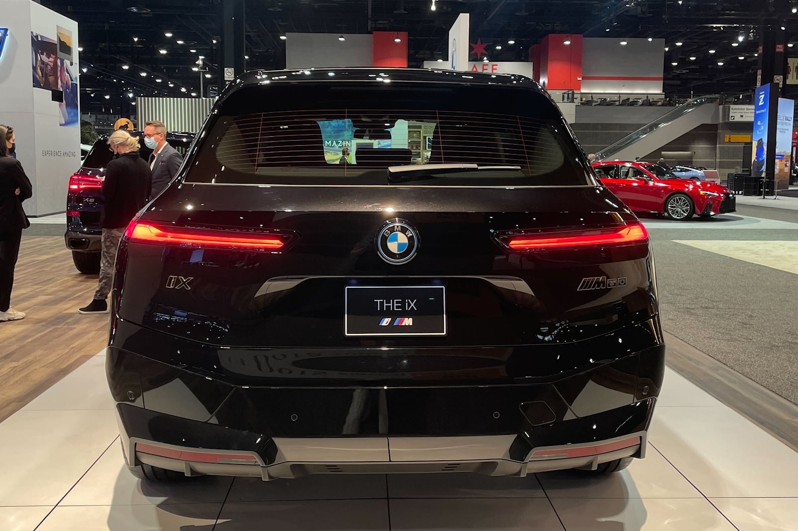 SUV điện hiệu năng cao ảnh 4 SUV dien hieu nang cao anh 4