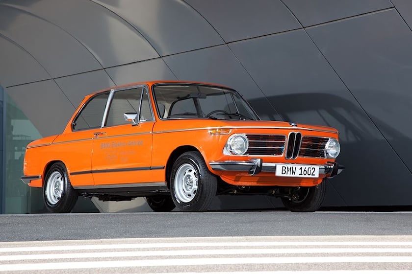 Nhung mau xe dien o the ky 20 bi lang quen hinh anh