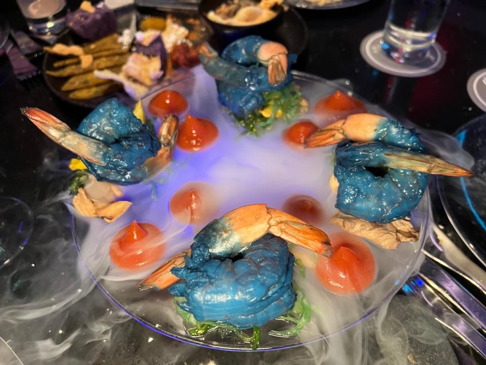 khach san disney dong cua anh 3