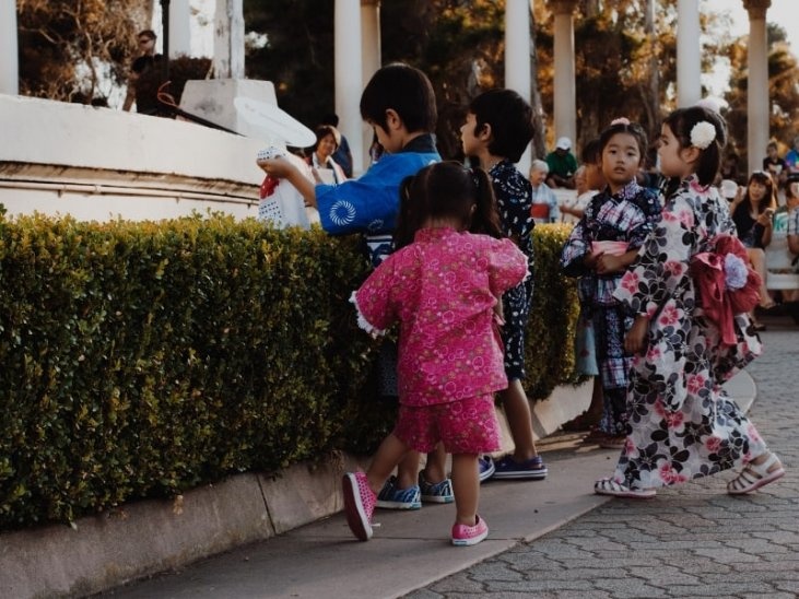 Phu huynh Nhat Ban bo roi con cai anh 1