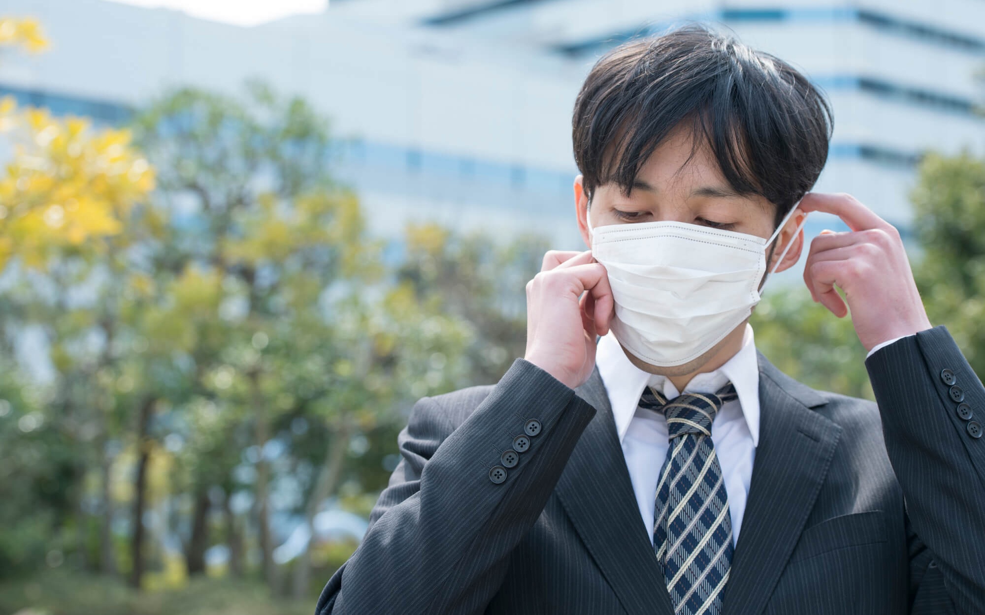 Vut khau trang da dung dung cach de tranh lay nhiem virus corona hinh anh