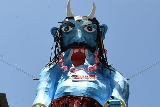 Nguoi An Do dot hinh nom tai le hoi truyen thong Holi hinh anh