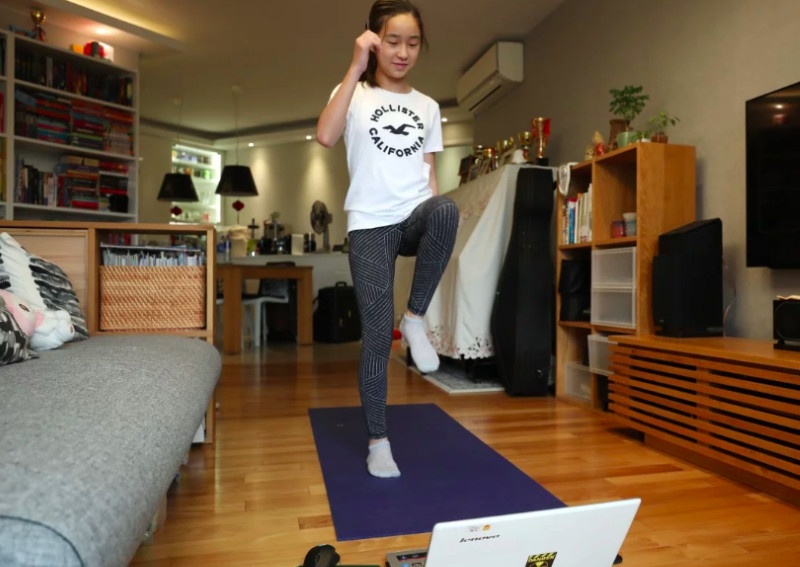 hoc sinh Hong Kong hoc online anh 1