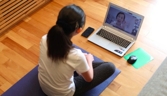 hoc sinh Hong Kong hoc online anh 4