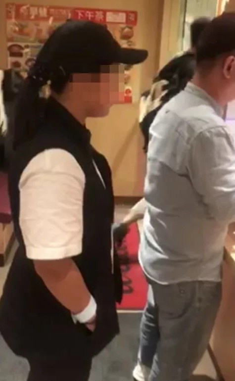 Hong Kong phat tu nguoi tron cach ly anh 1