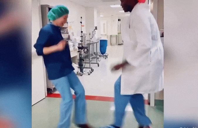 Dieu nhay giai toa stress mua dich cua bac si My hinh anh