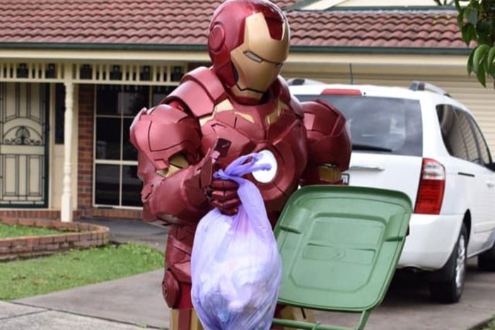 Dan Australia hoa trang long lay khi di do rac giua mua dich hinh anh