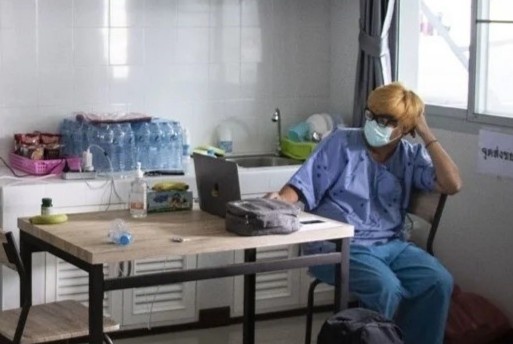 Thai Lan: Di cach ly bat ngo, khong kip chuan bi ca do lot hinh anh