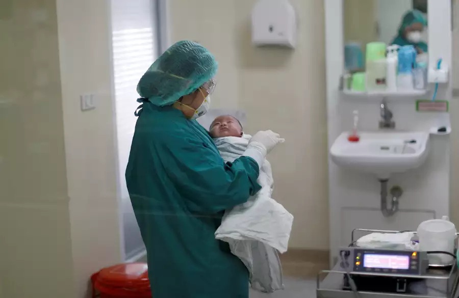 giu an toan cho tre so sinh mua dich anh 8