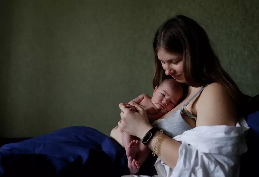 giu an toan cho tre so sinh mua dich anh 1